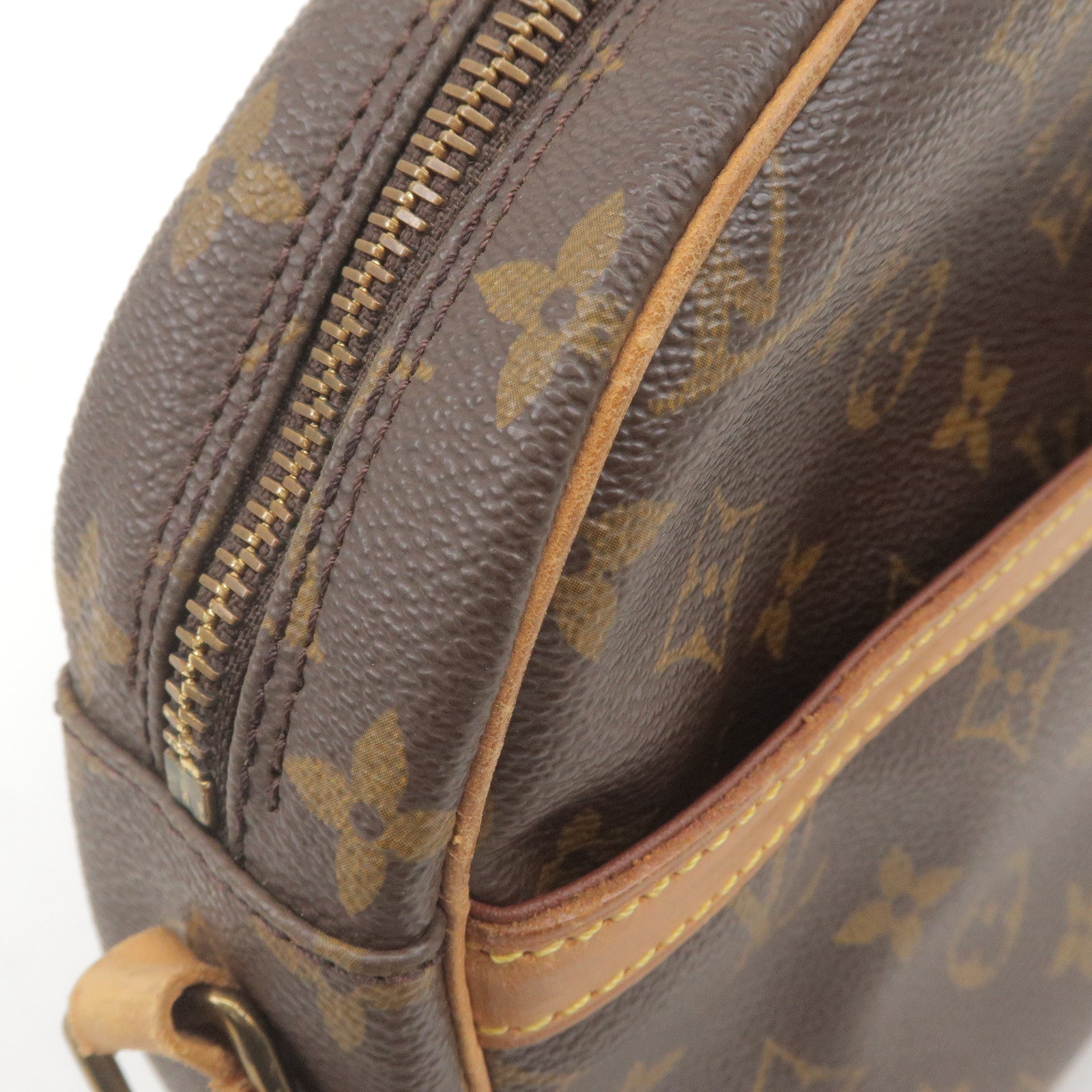 Louis Vuitton Monogram Senlis Shoulder Bag M51222
