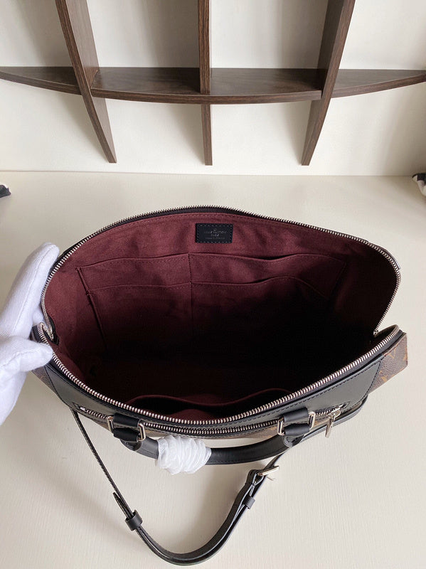 Louis Vuitton Luxury Bags 2746