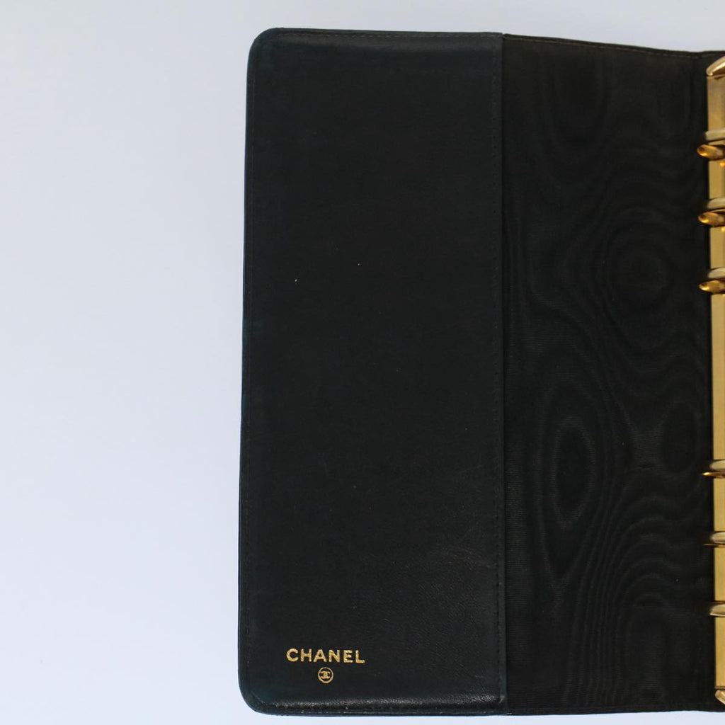 Chanel -