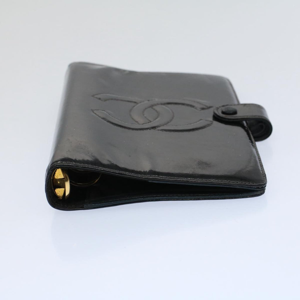 Chanel -