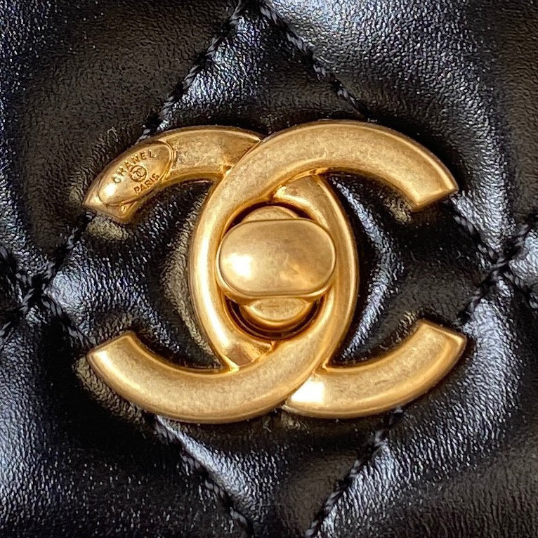aura-bags - Chanel Bags - 7572