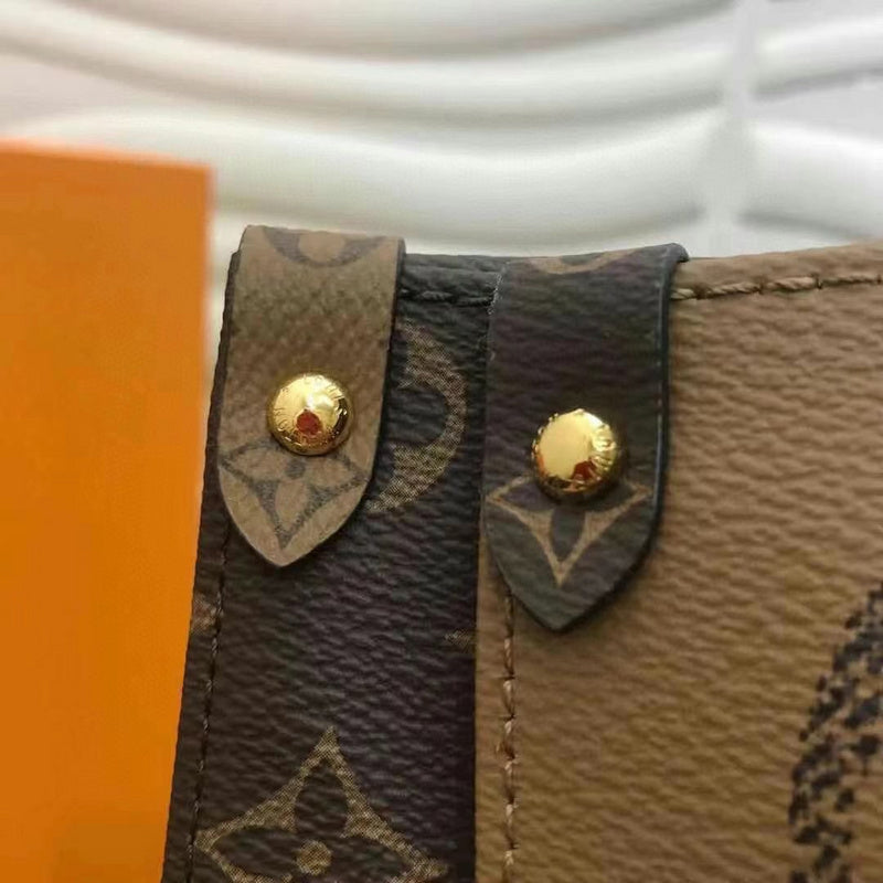 Louis Vuitton Luxury Bags 2557
