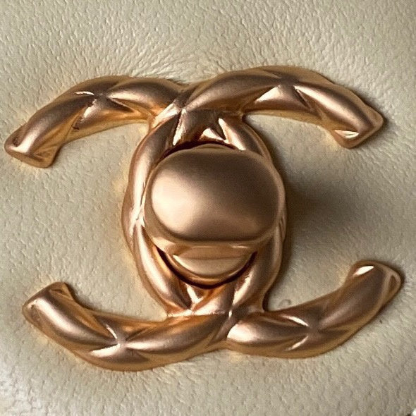 aura-bags - Chanel Bags - 7539
