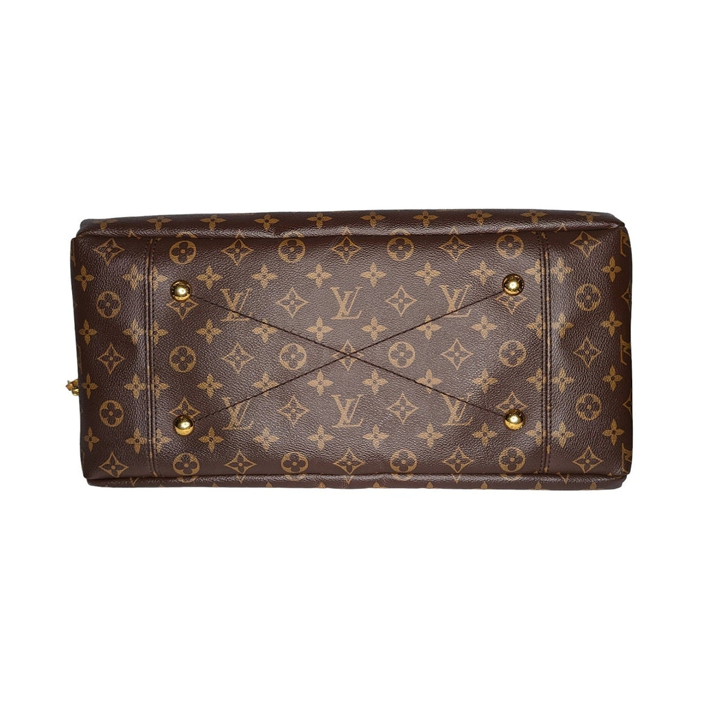 Louis Vuitton Monogram Canvas Artsy MM Hobo