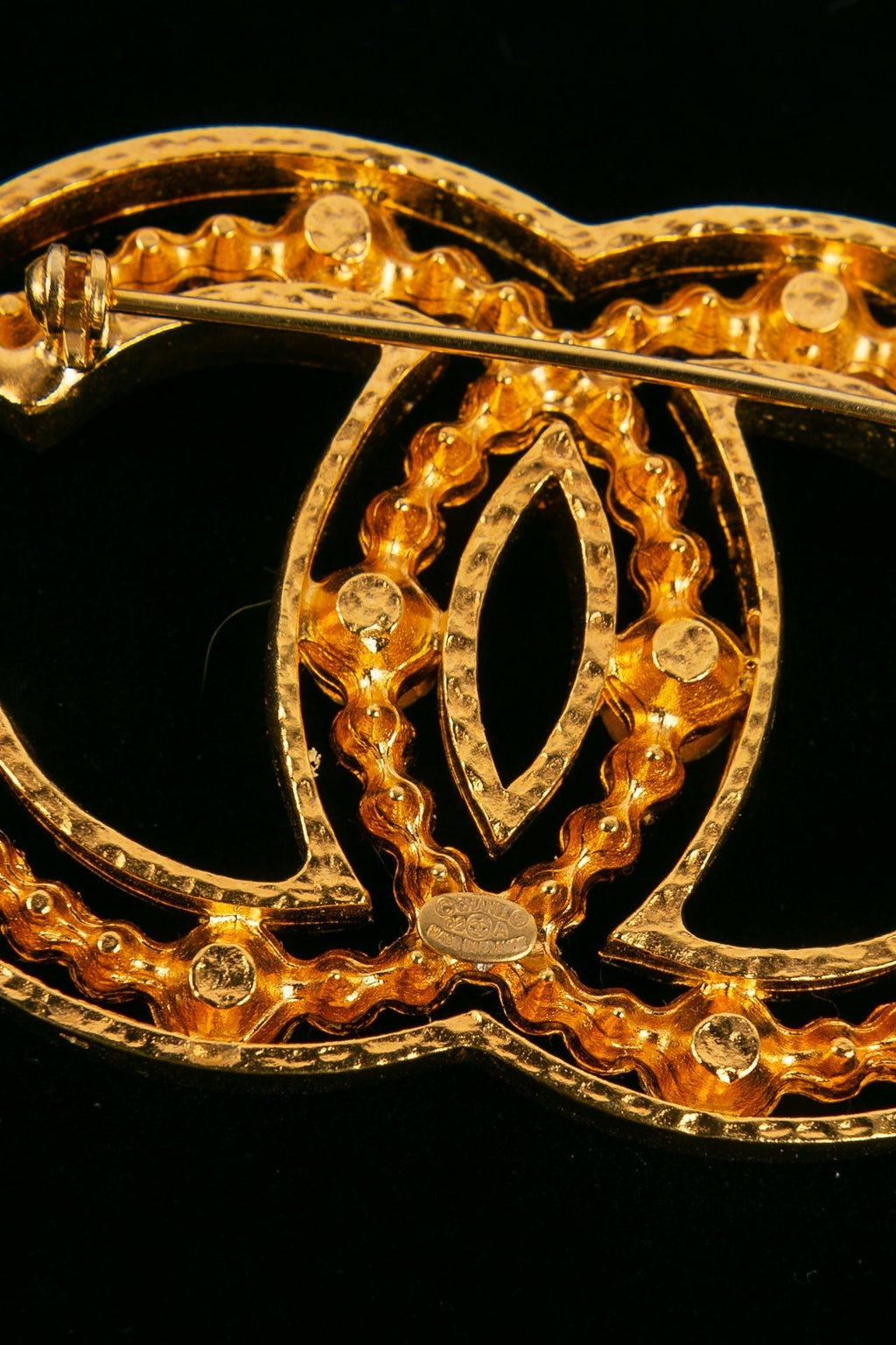 Broche cc Chanel 2002