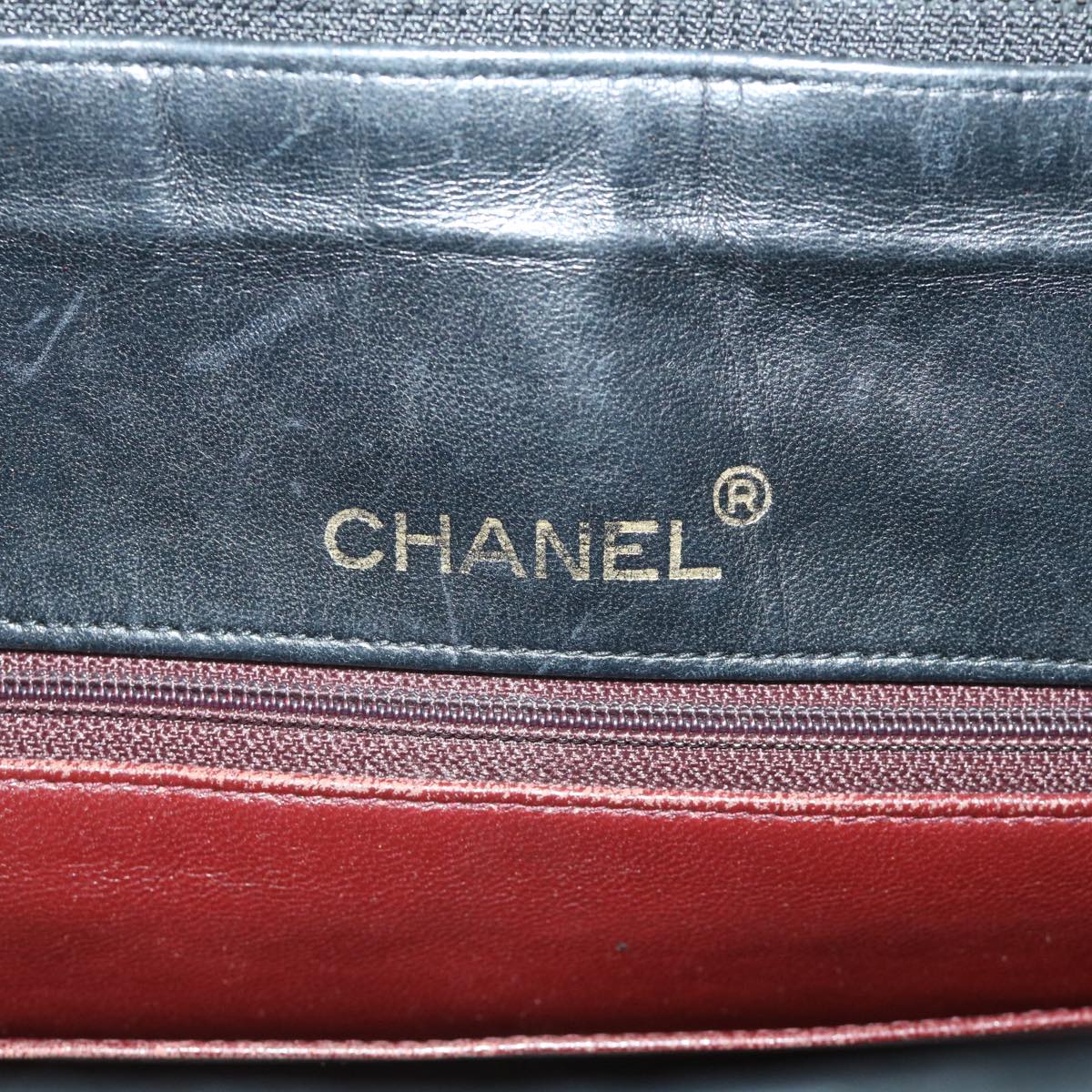 Chanel Shopping