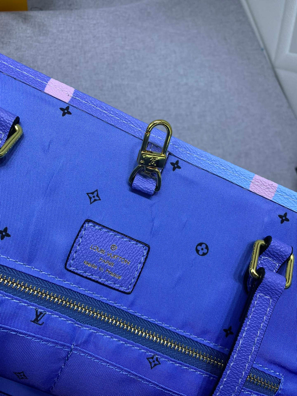 Luxury Bags Louis Vuitton  748