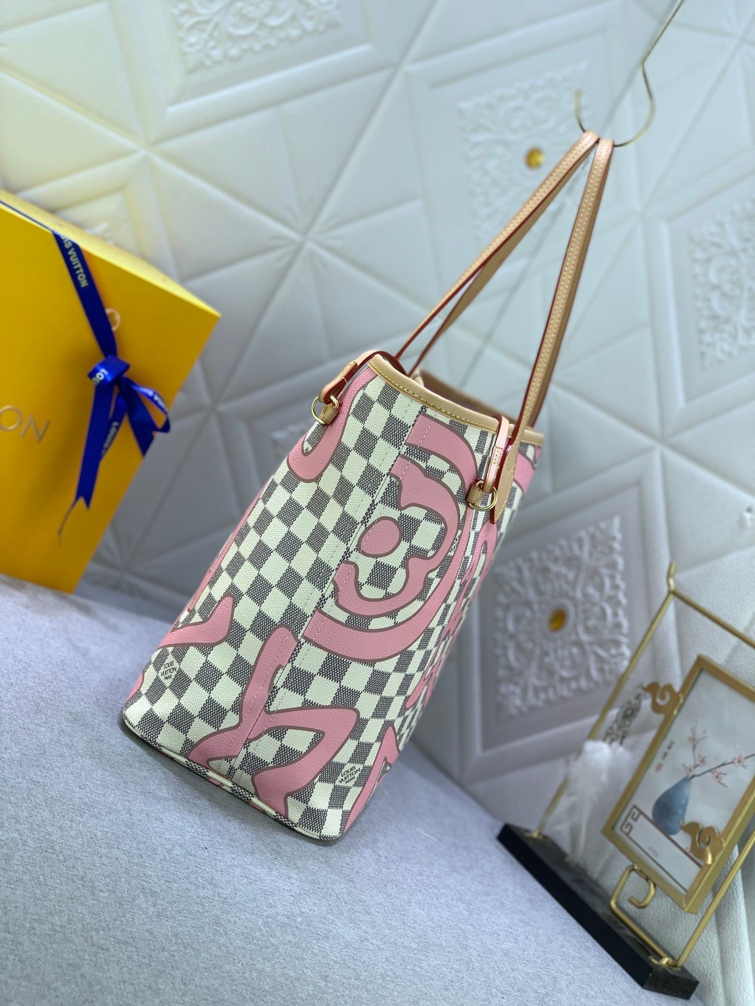 Luxury Bags Louis Vuitton  809