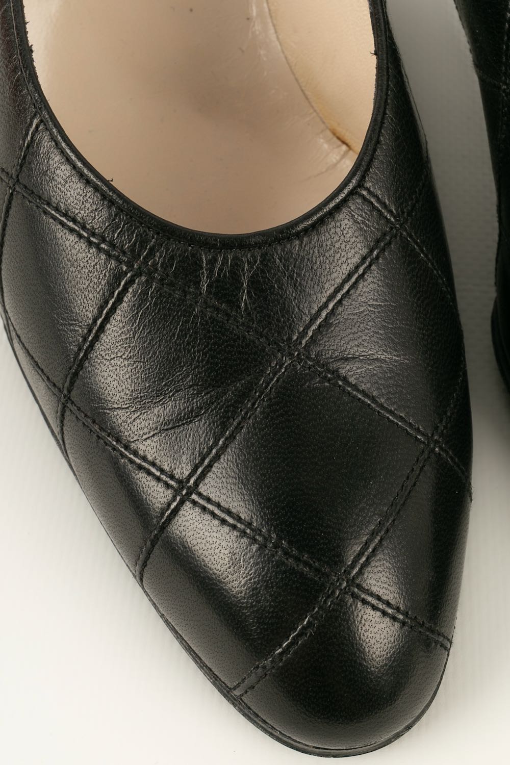 Escarpins en cuir Chanel