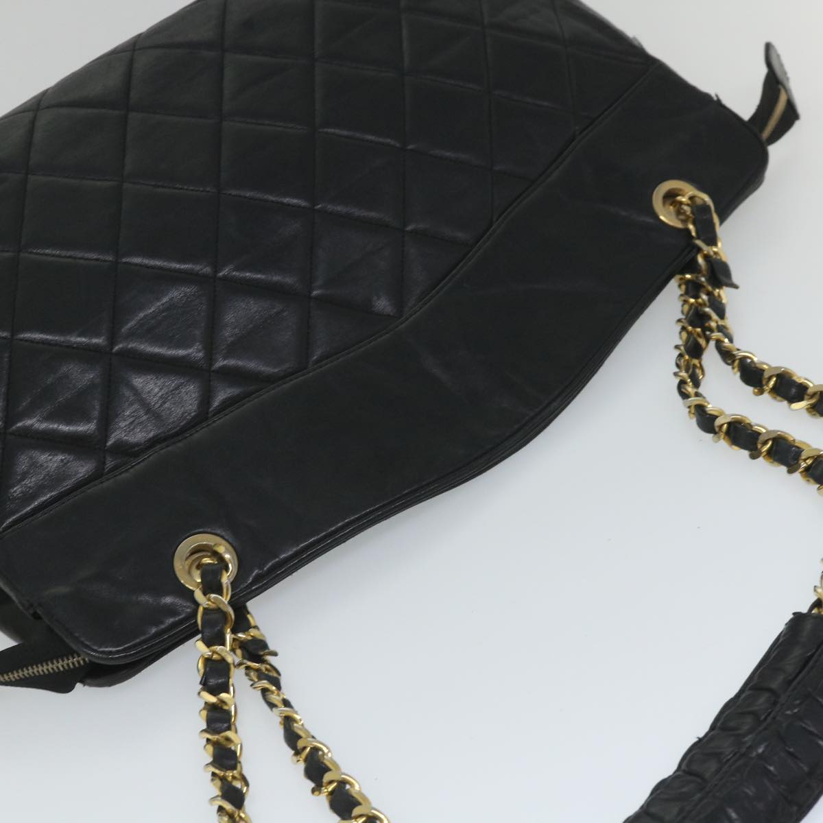 Chanel Shopping