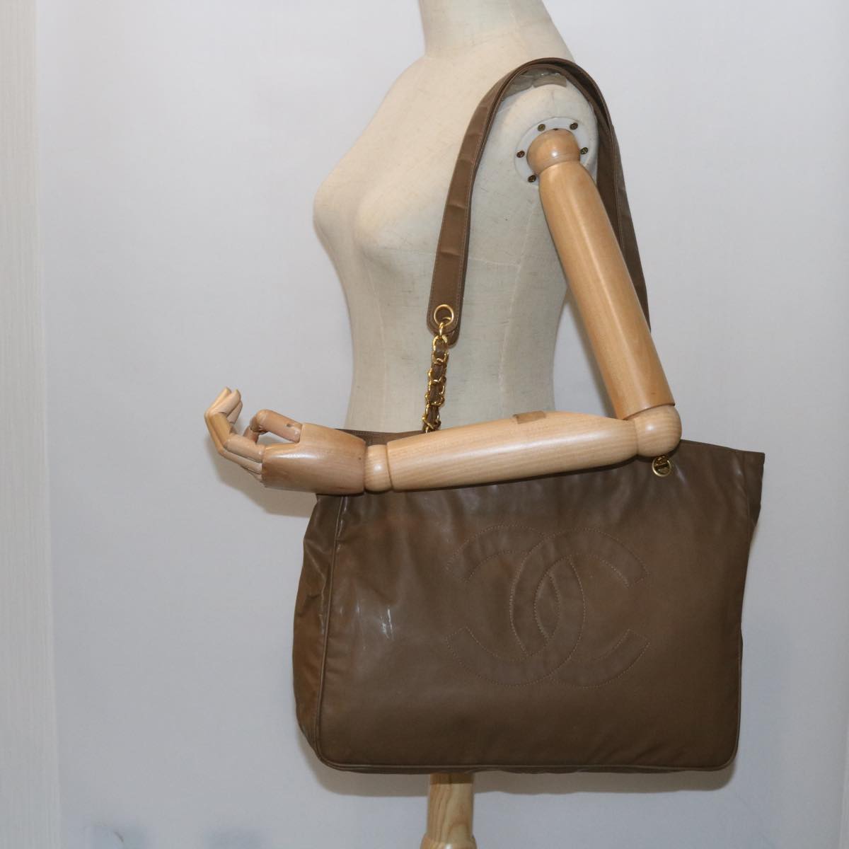 Chanel Cabas