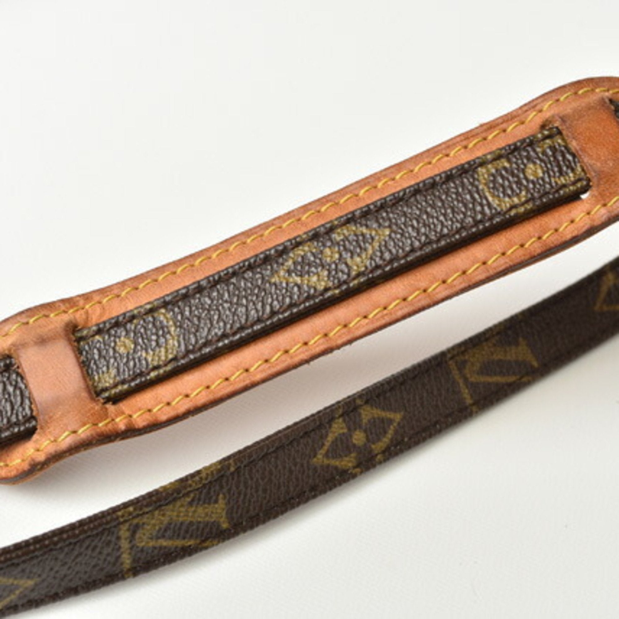 Louis Vuitton shoulder bag pochette LOUIS VUITTON Amazon monogram