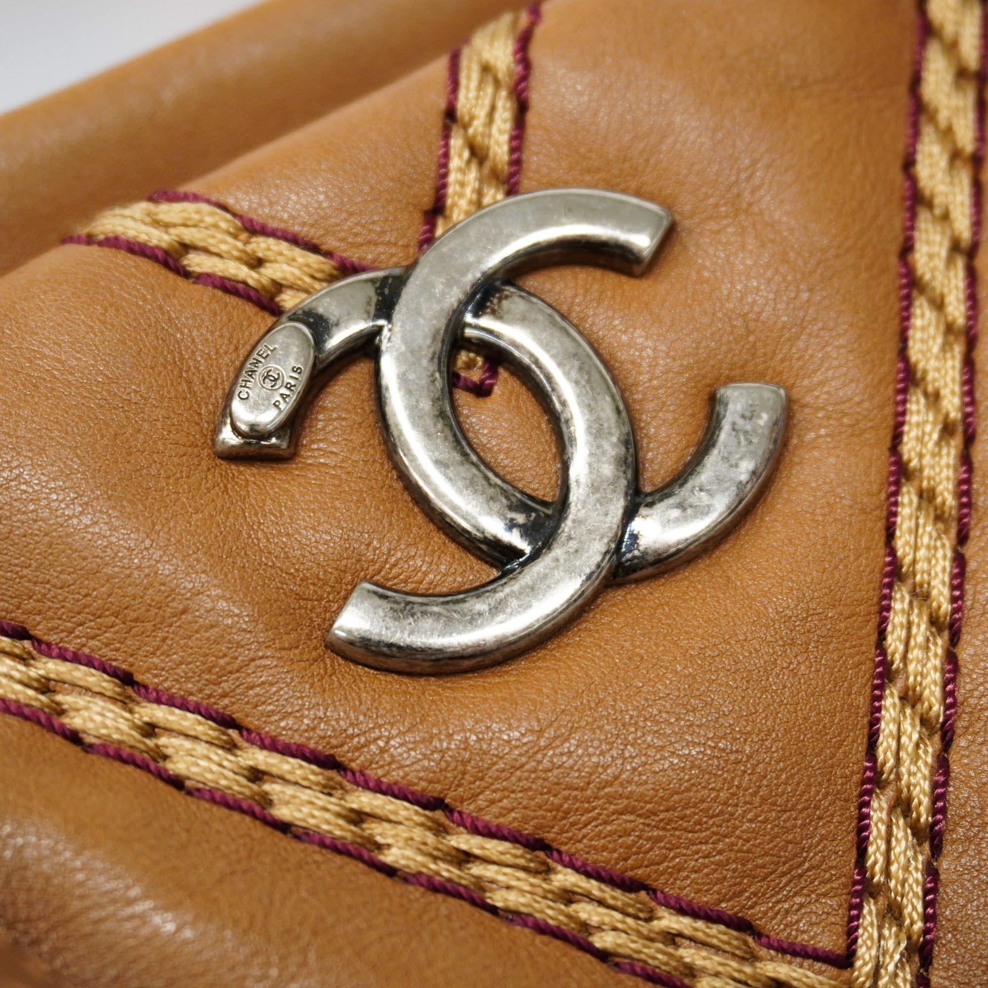 CHANELAuth  2WAY Bag V Stitch Chain Shoulder Women's Leather Handbag