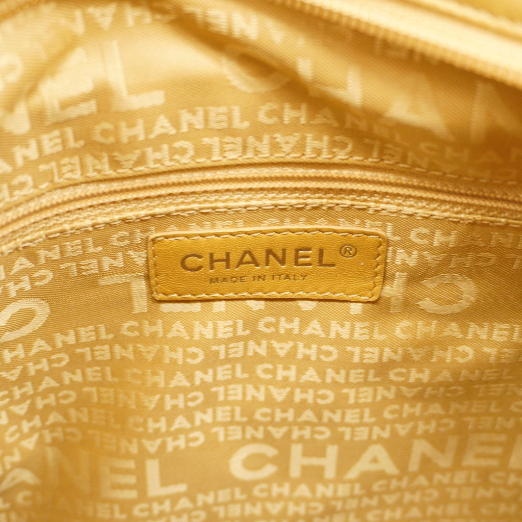 CHANELAuth  Matelasse Chain Shoulder Lambskin Women's Leather Shoulder Bag Beige