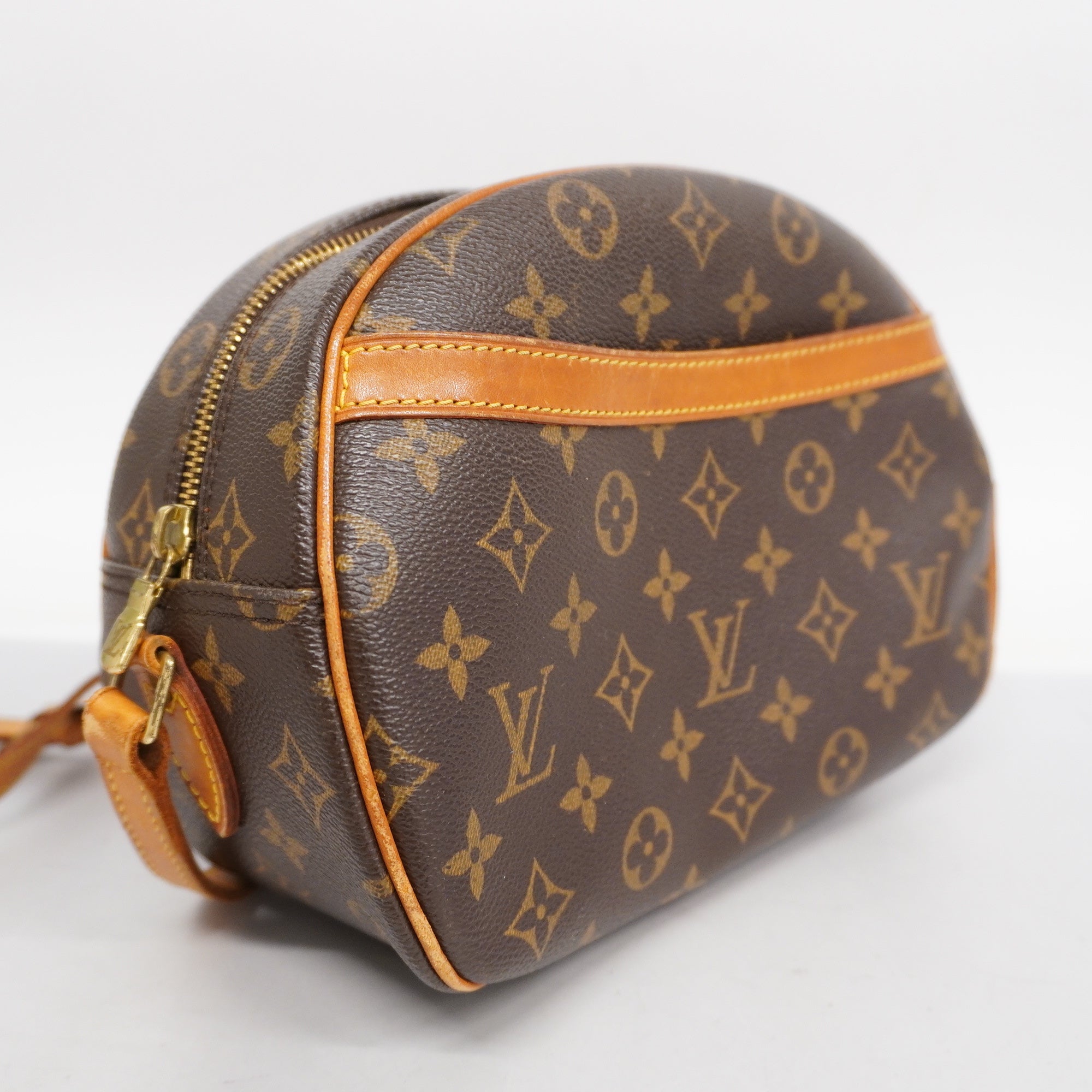 LOUIS VUITTONAuth  Monogram Blower M51221 Women's Shoulder Bag