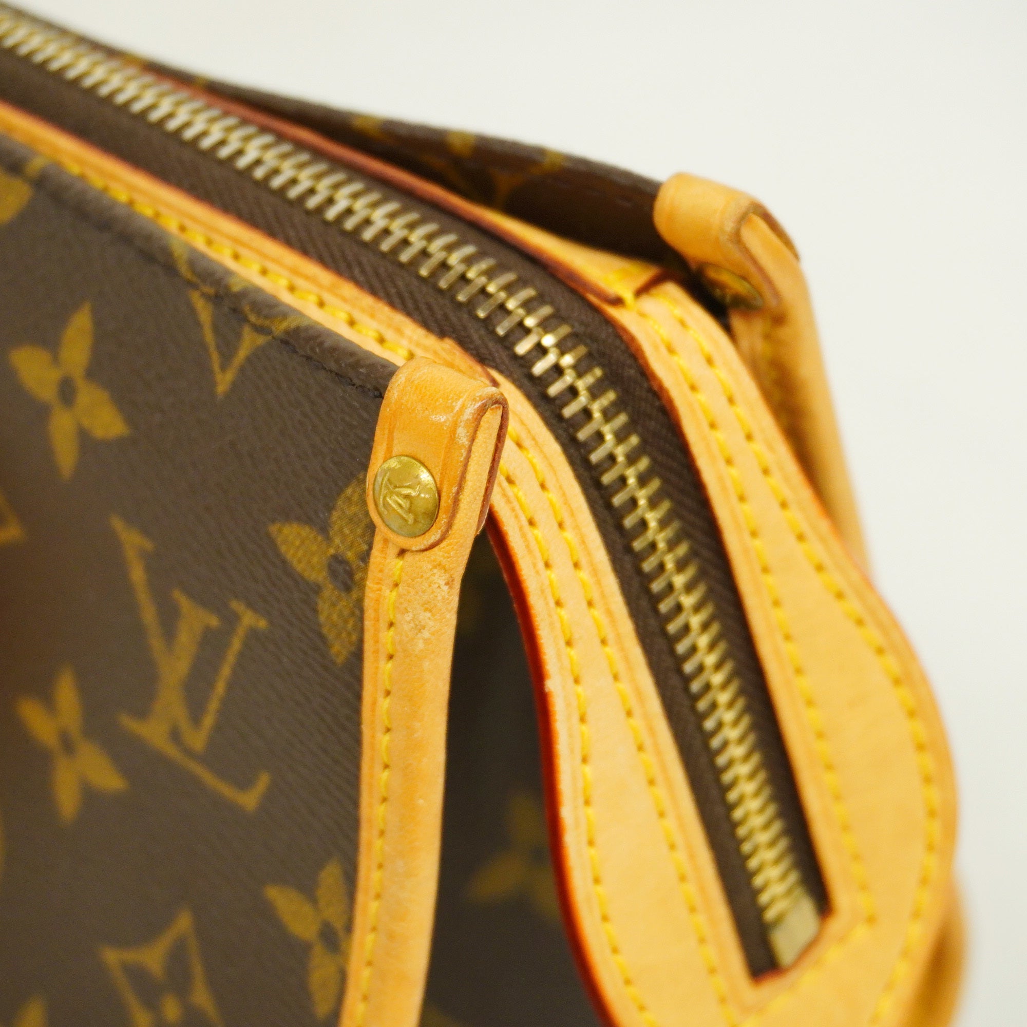 LOUIS VUITTONAuth  Monogram Popancourto M40009 Women's Handbag