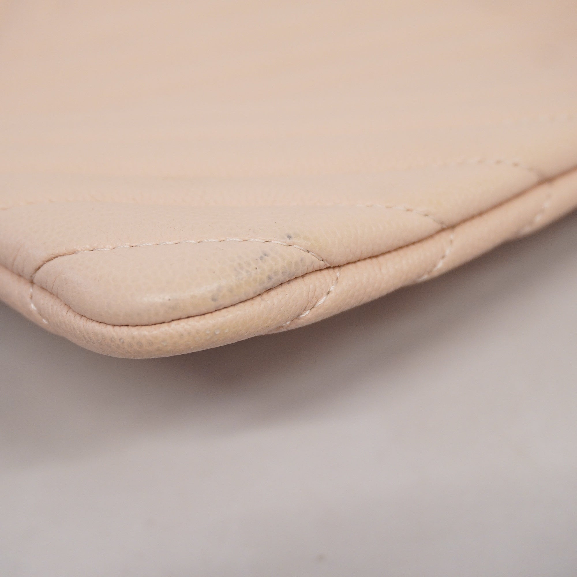 CHANELAuth  Clutch Bag V Stitch Women's Caviar Leather Clutch Bag Pink
