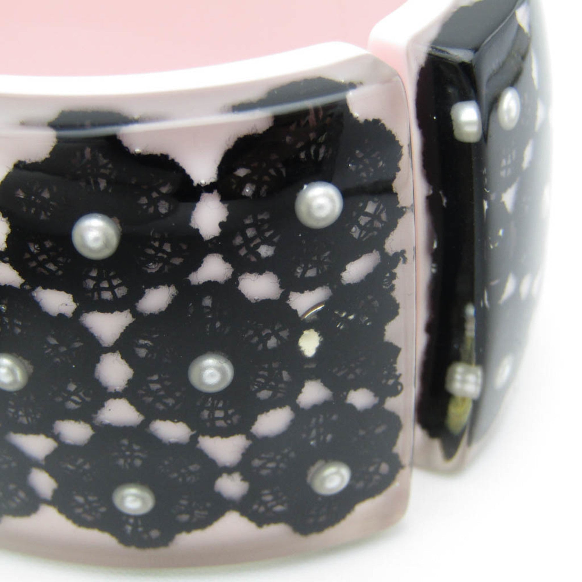 CHANEL Here Mark Resin Bangle Black,Pink