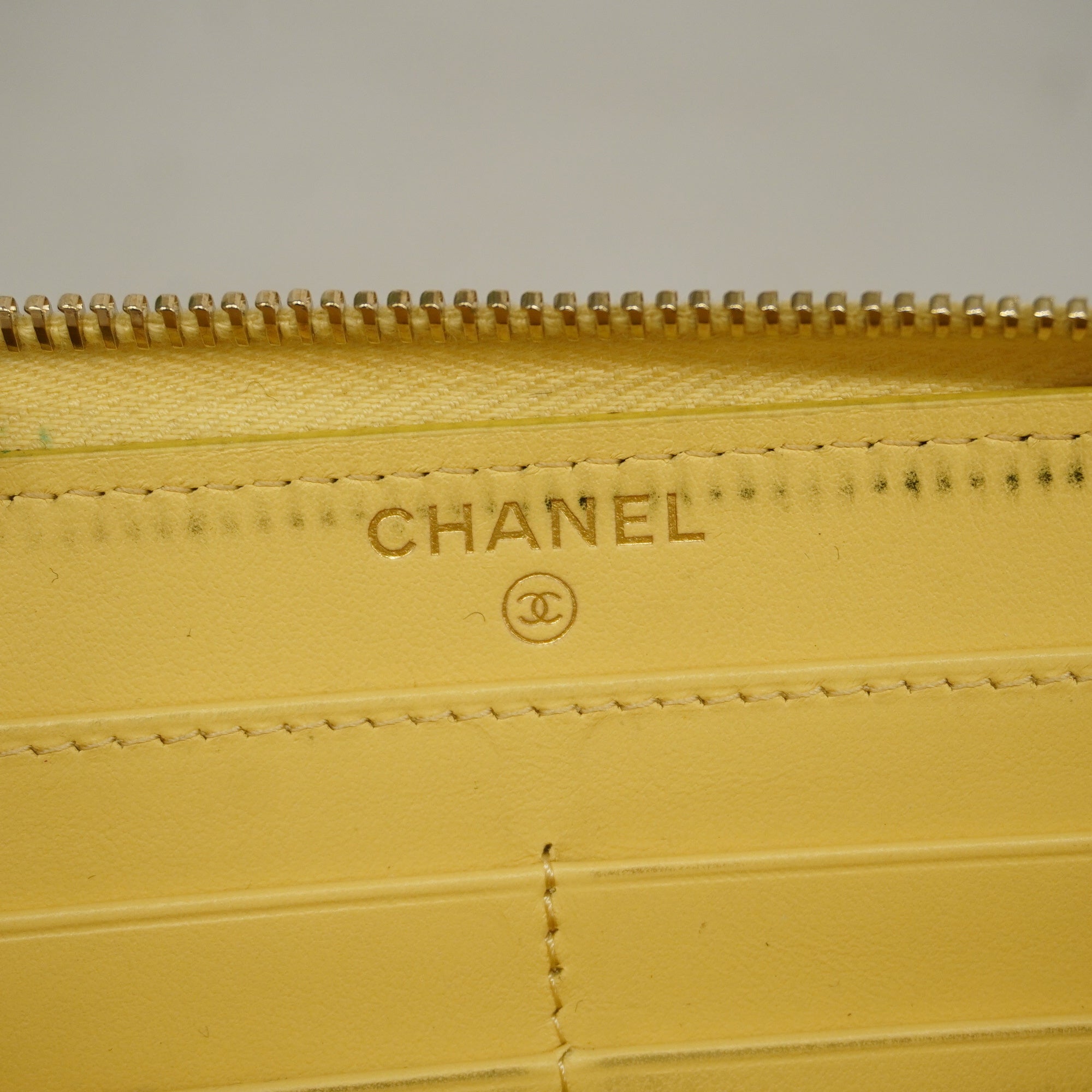 CHANELAuth  Camellia Bi-fold Long Wallet Gold Hardware Leather Yellow