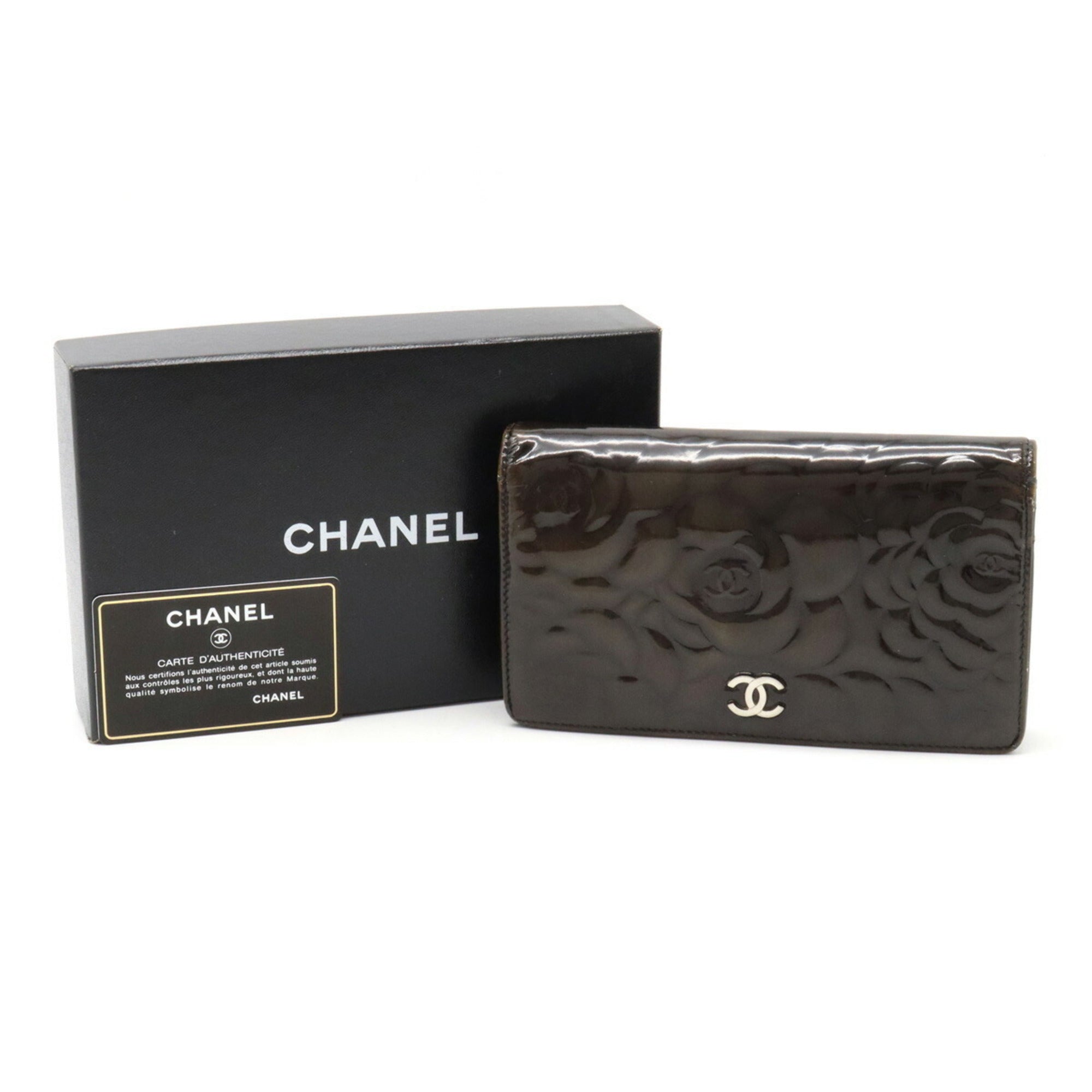 CHANEL Camellia Motif Here Mark Bifold Patent Leather Enamel Black A36544