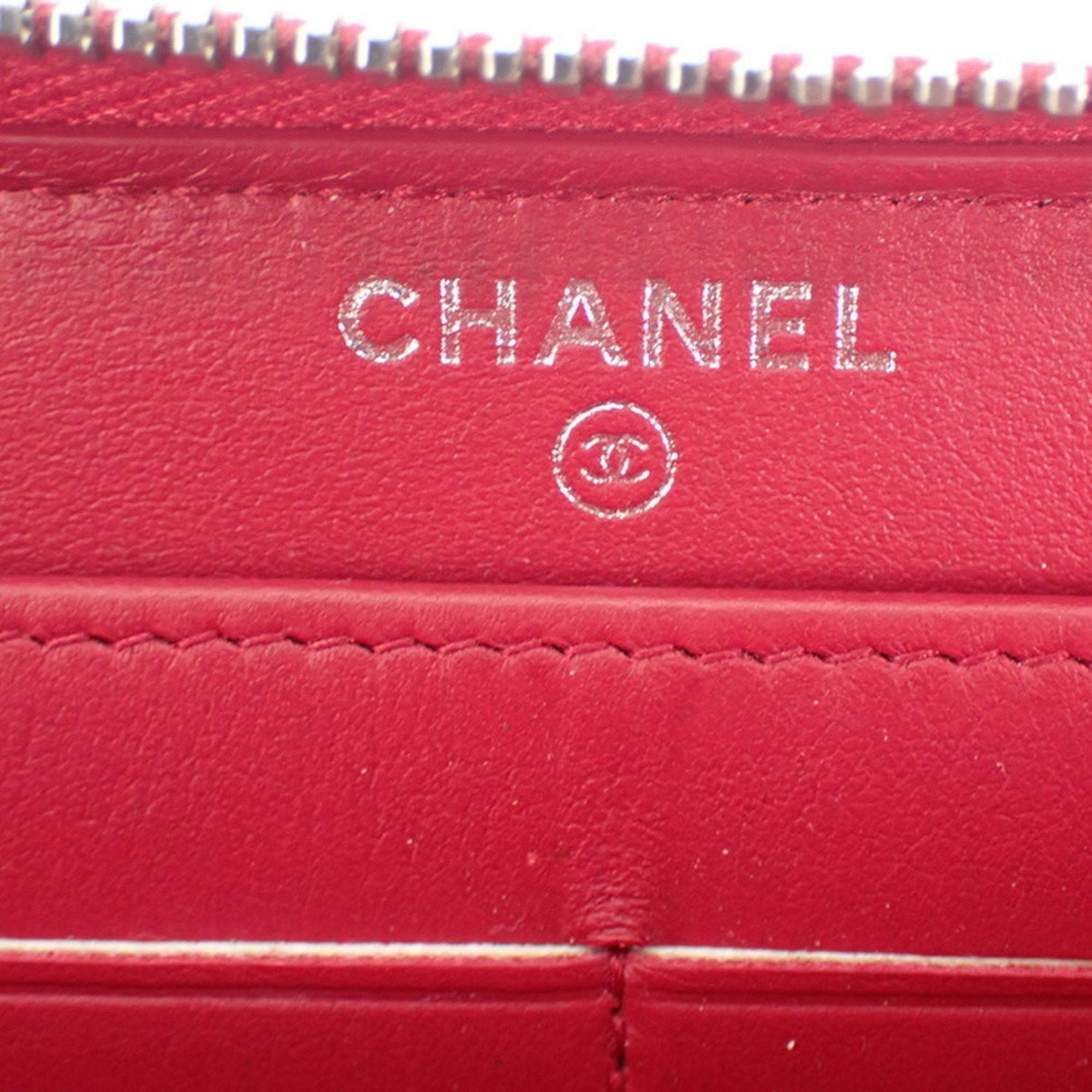 CHANEL here mark caviar skin round long wallet red 2