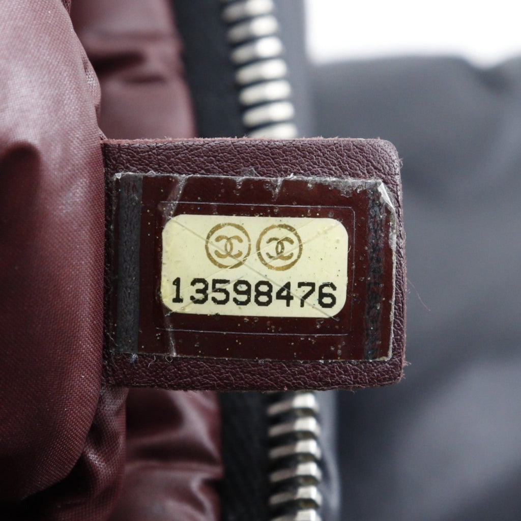 CHANEL Chocolate Bar Shoulder Bag Cococoon Nylon x Leather Made in France Black Crossbody Zipper bar Ladies