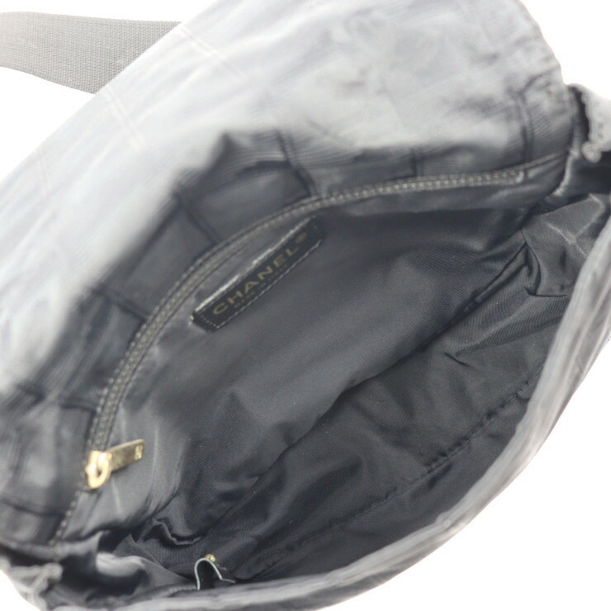 CHANEL new travel line waist bag A29346 canvas black gold metal fittings