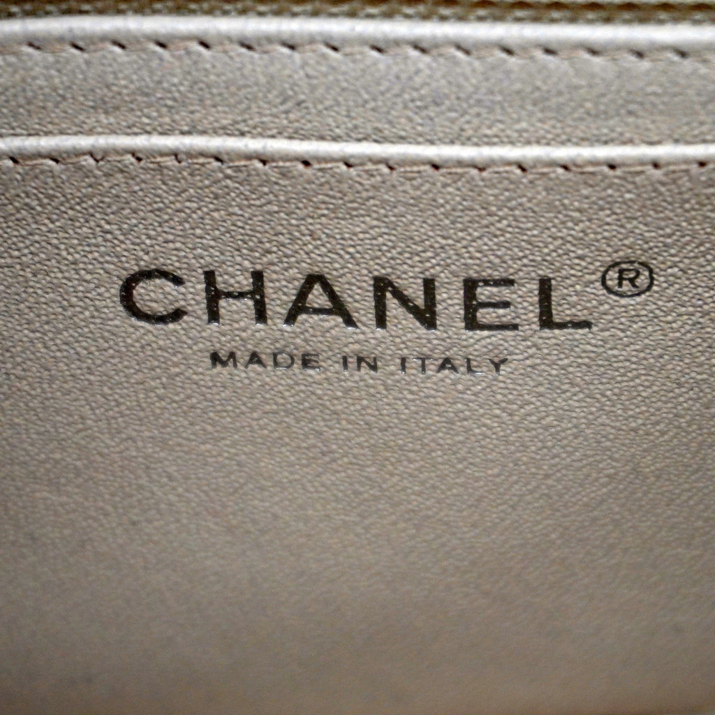 Chanel Matelasse Minimatrasse Single Chain Women's Caviar Leather Shoulder Bag Beige