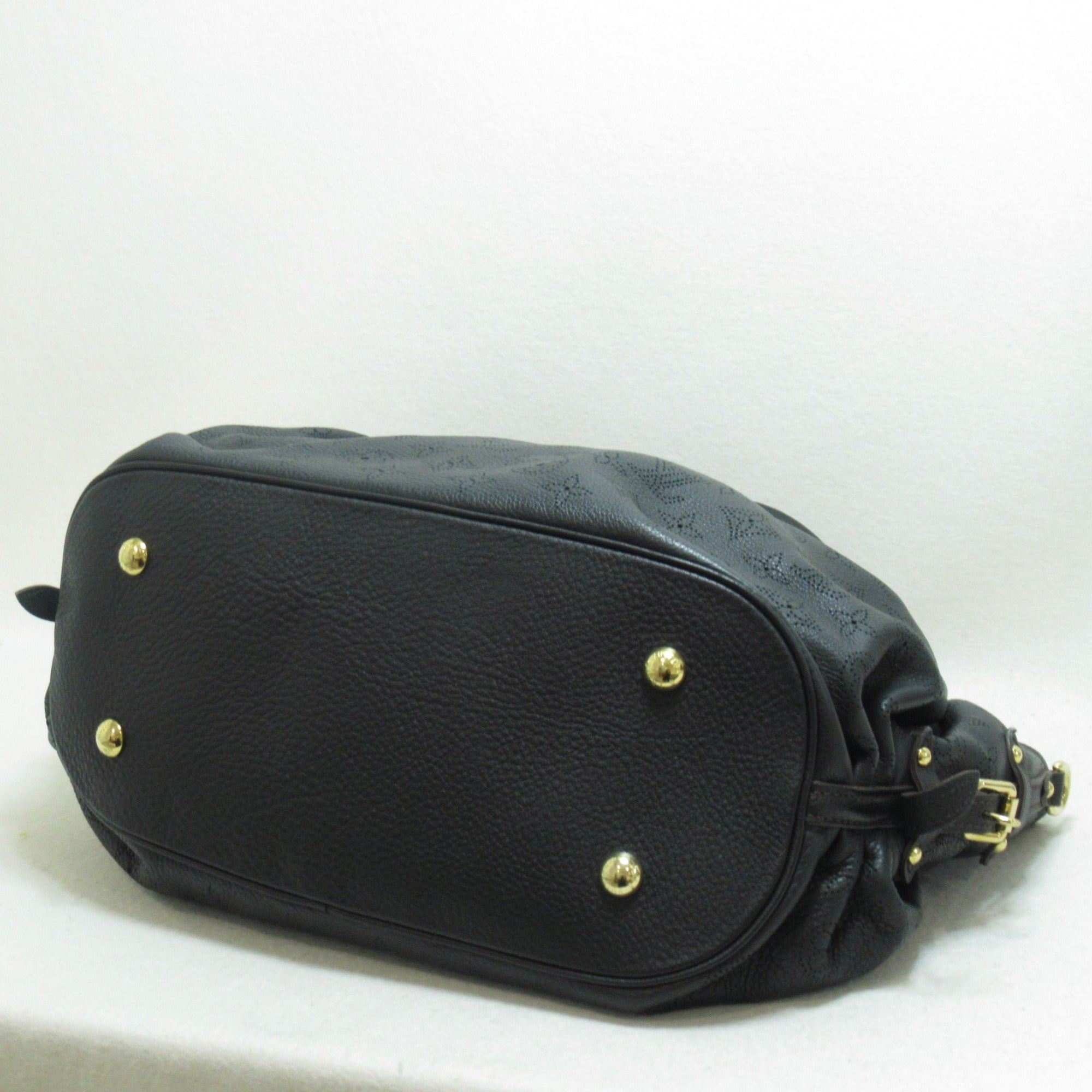 LOUIS VUITTON Mahina XL Black2wayShoulder Bag Black Black Mahina leather M95547