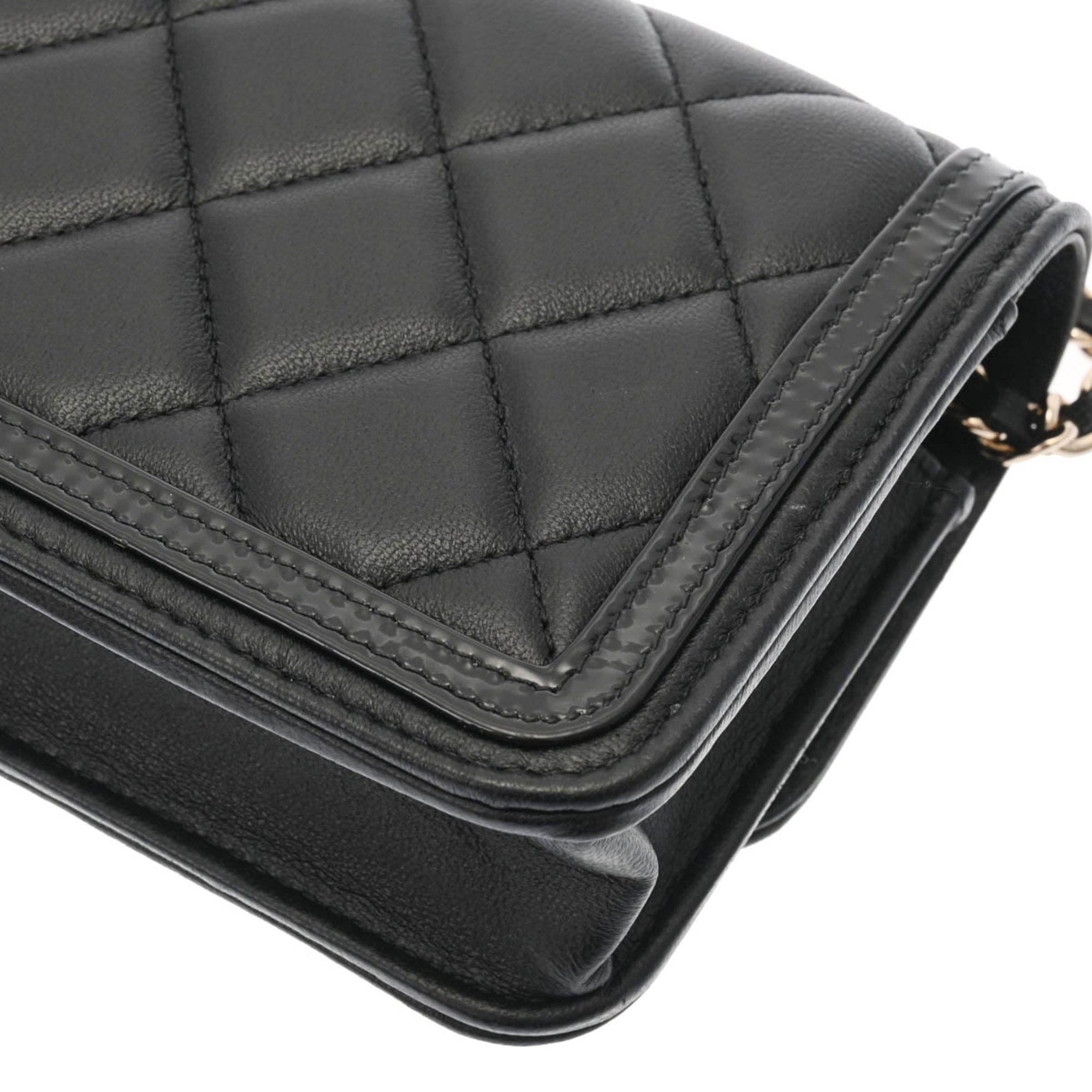 CHANEL Matelasse Phone Case Black AP3559 Ladies Lambskin Enamel Shoulder Bag