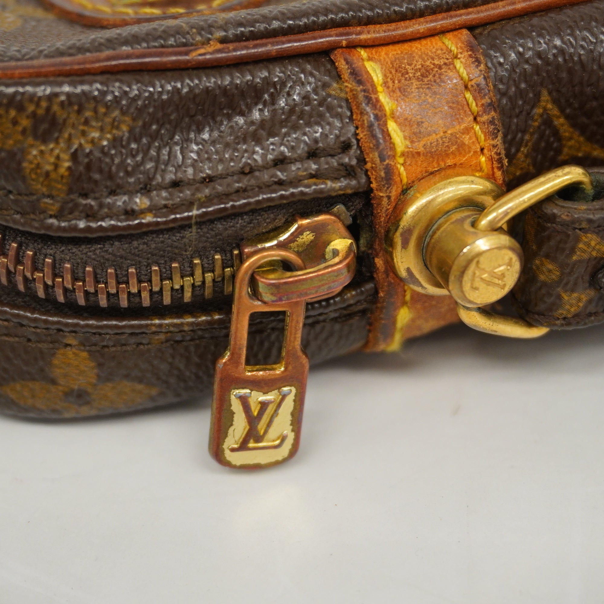 LOUIS VUITTONAuth  Monogram Marley Dragonne GM M51825 Clutch Bag