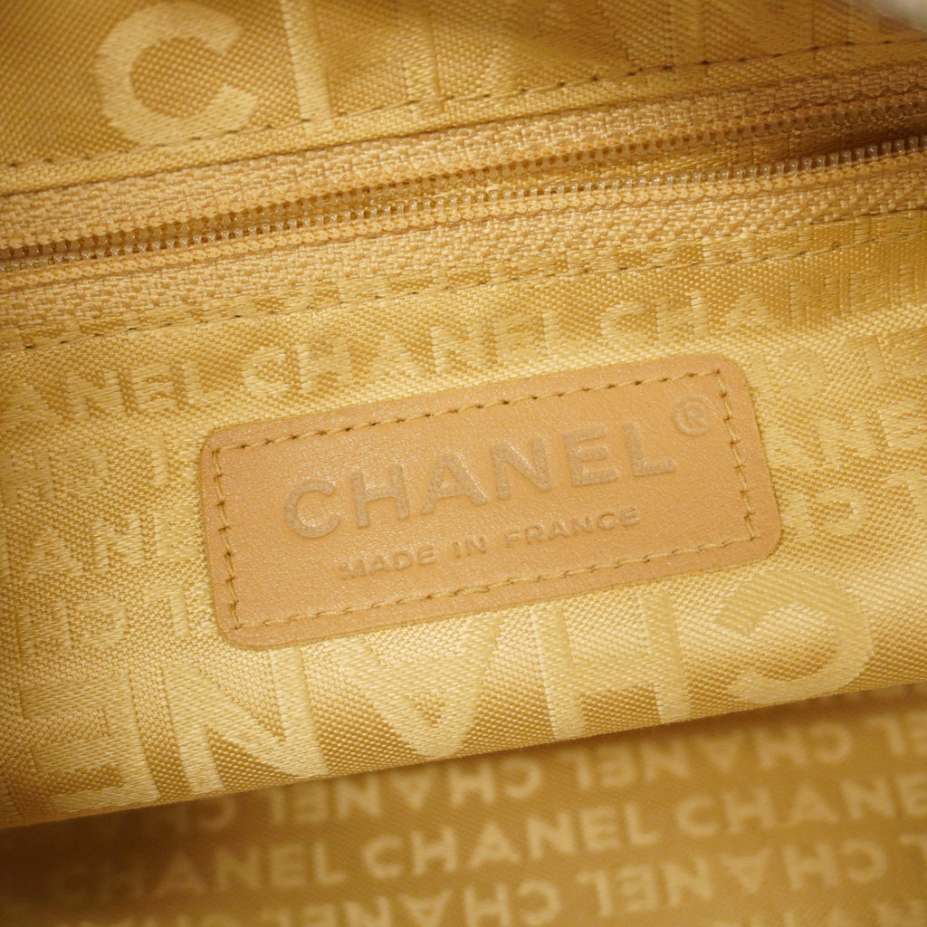 CHANELAuth  Chocolate Bar Women's Caviar Leather Handbag Beige