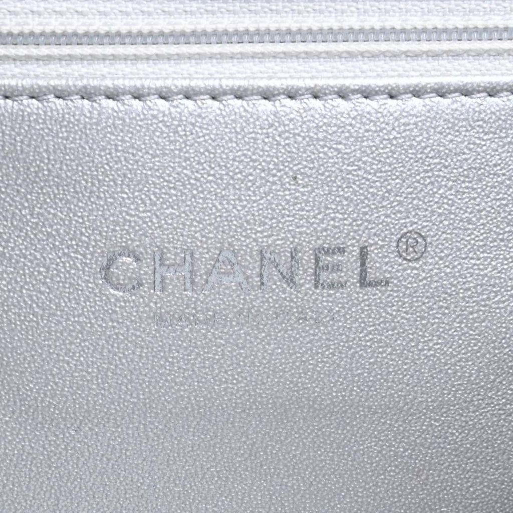 CHANEL Caviar Skin Matelasse CC Filigree Chain Shoulder Bag Silver Ladies