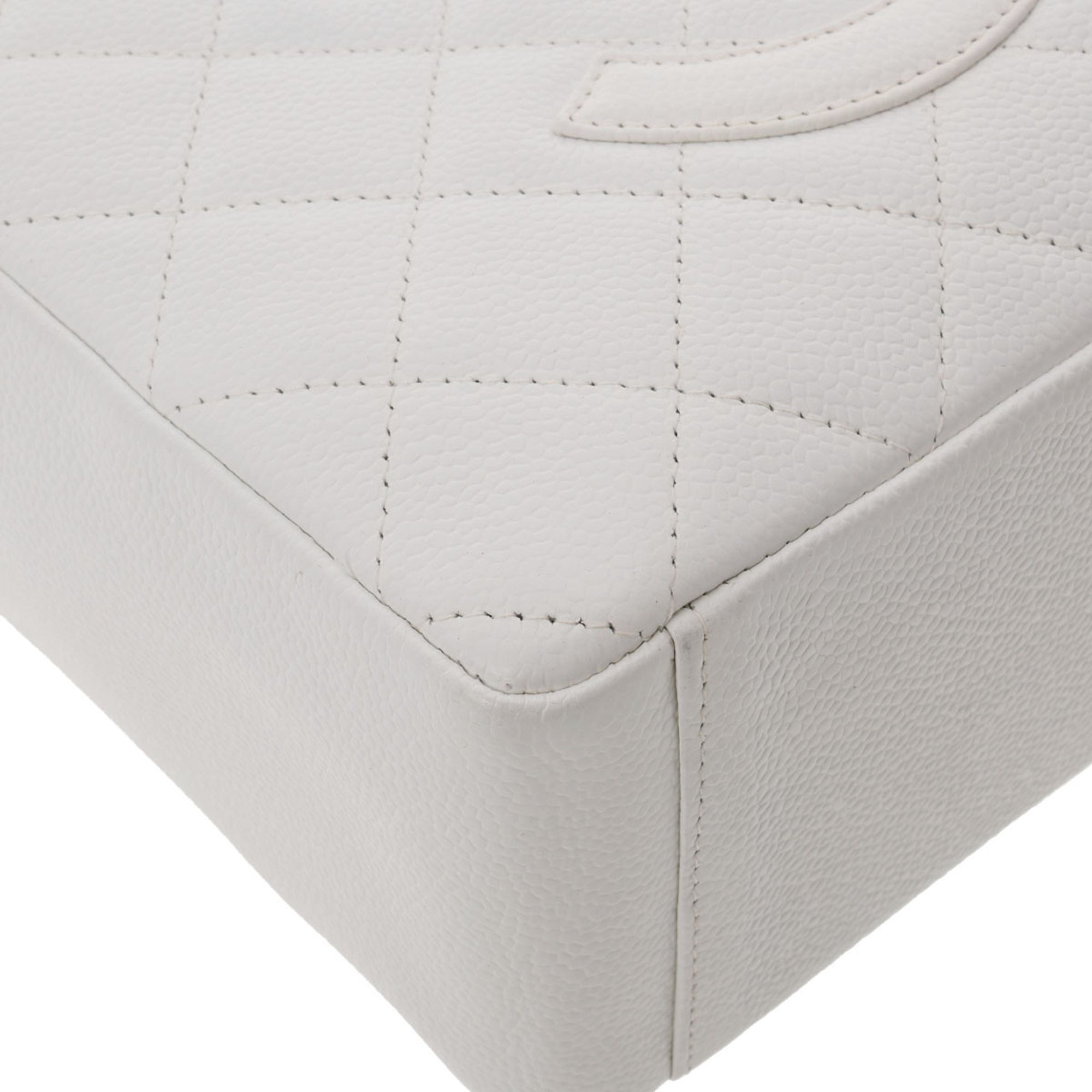 CHANEL PST White Women's Caviar Skin Tote Bag
