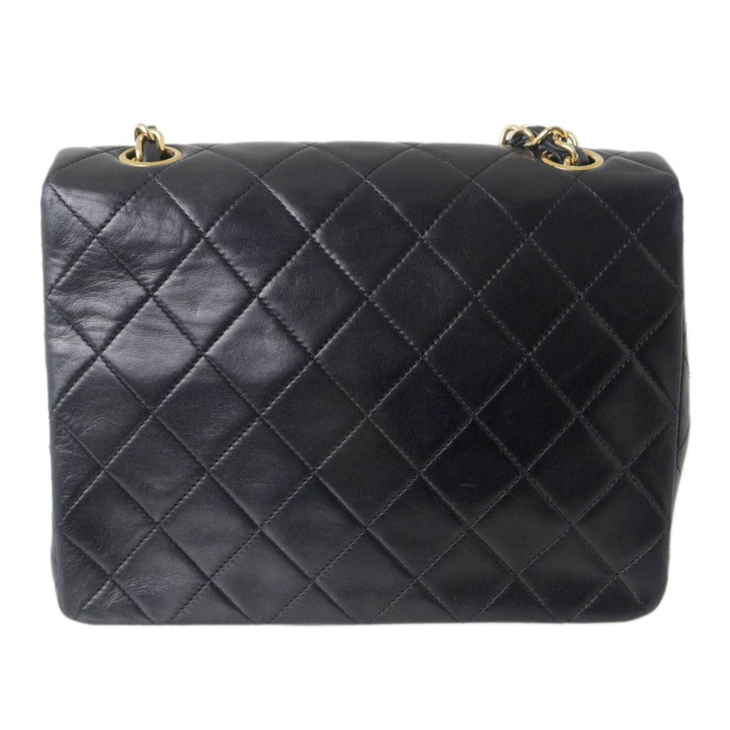 CHANEL Matelasse 20 Chain Shoulder Bag 7 Digits Circa 1990 Lambskin Black x Gold NT