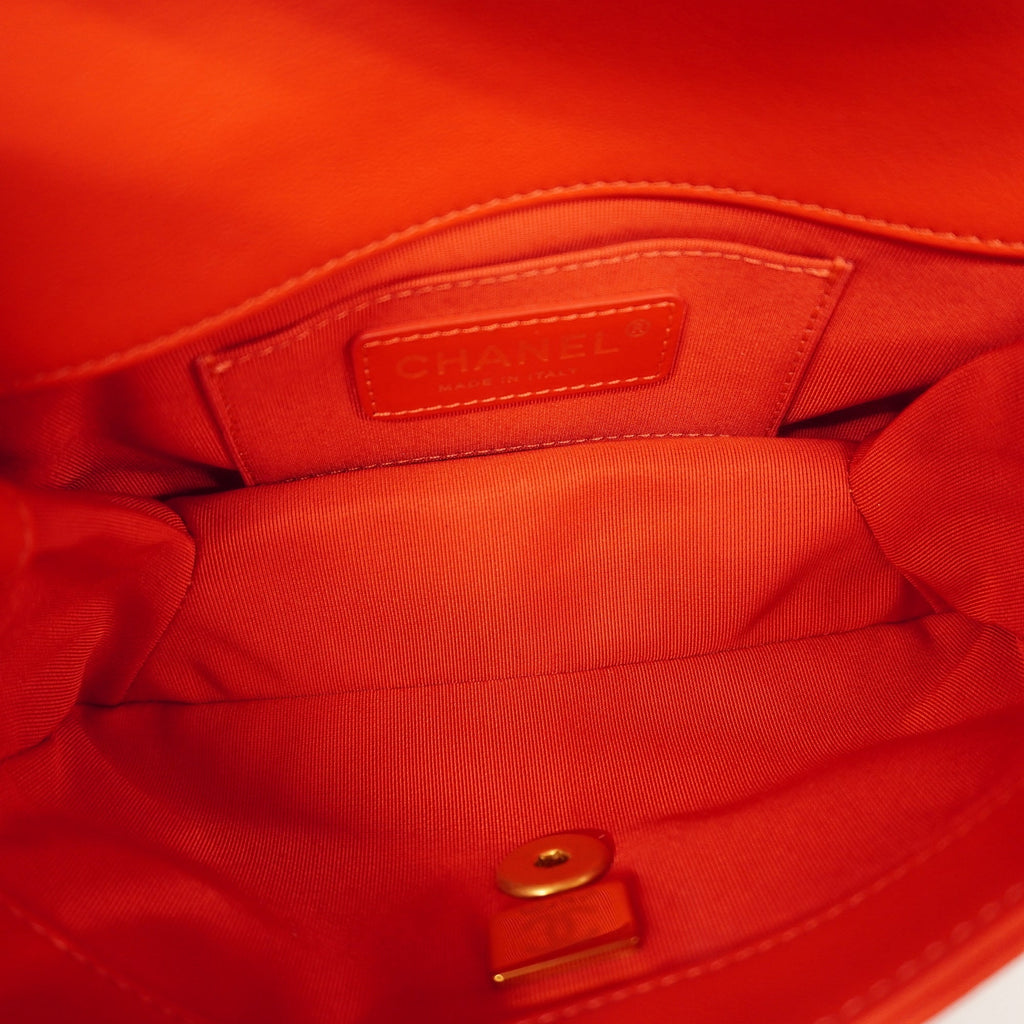 CHANELAuth  Matelasse Chain Shoulder Women's Leather Shoulder Bag Red Color