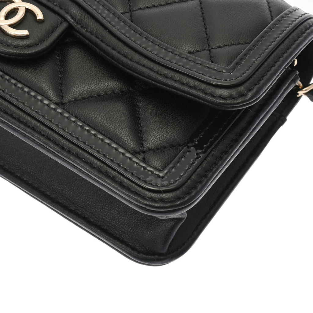 CHANEL Matelasse Phone Case Black AP3559 Ladies Lambskin Enamel Shoulder Bag