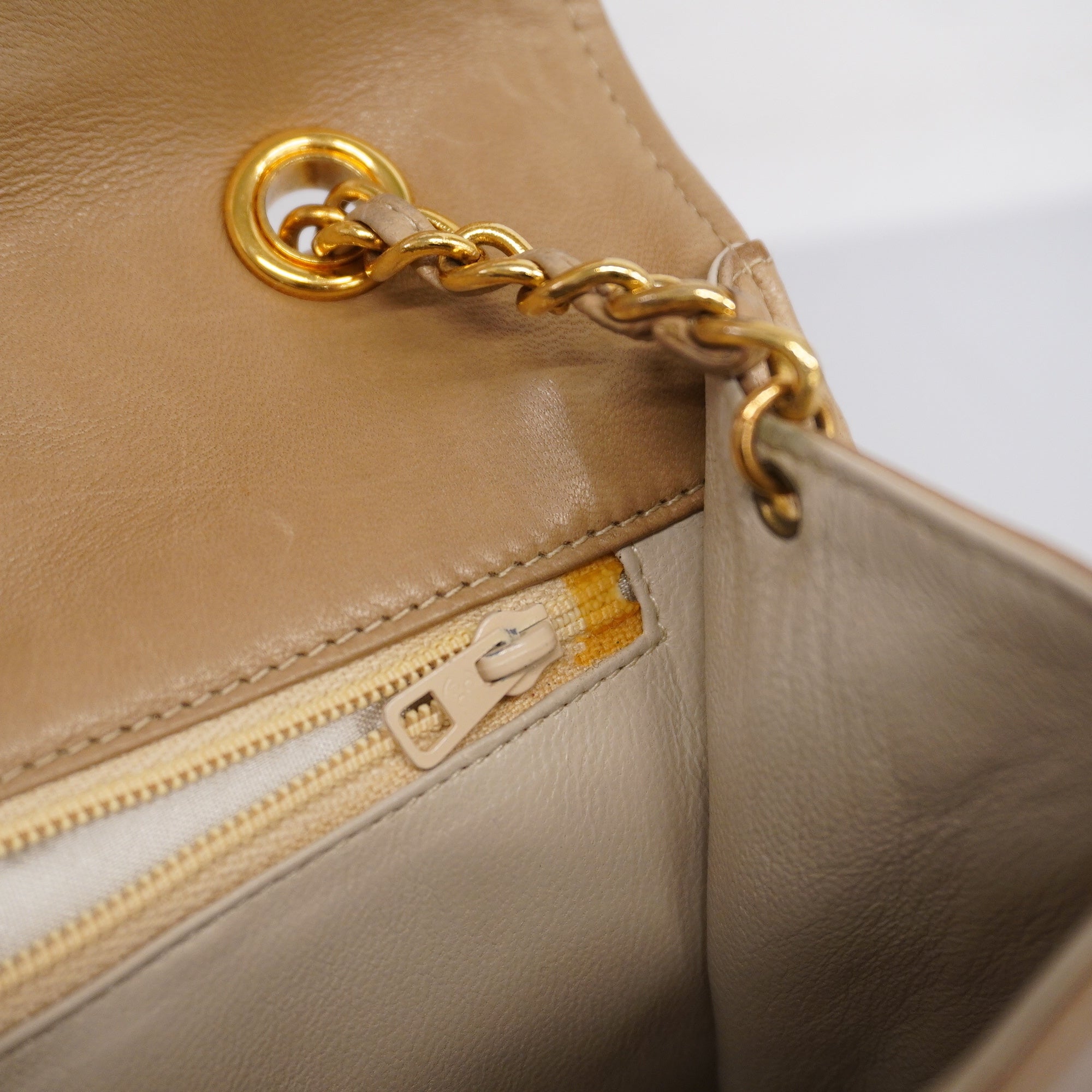 CHANELAuth  Matelasse Chain Shoulder Lambskin Women's Leather Shoulder Bag Beige