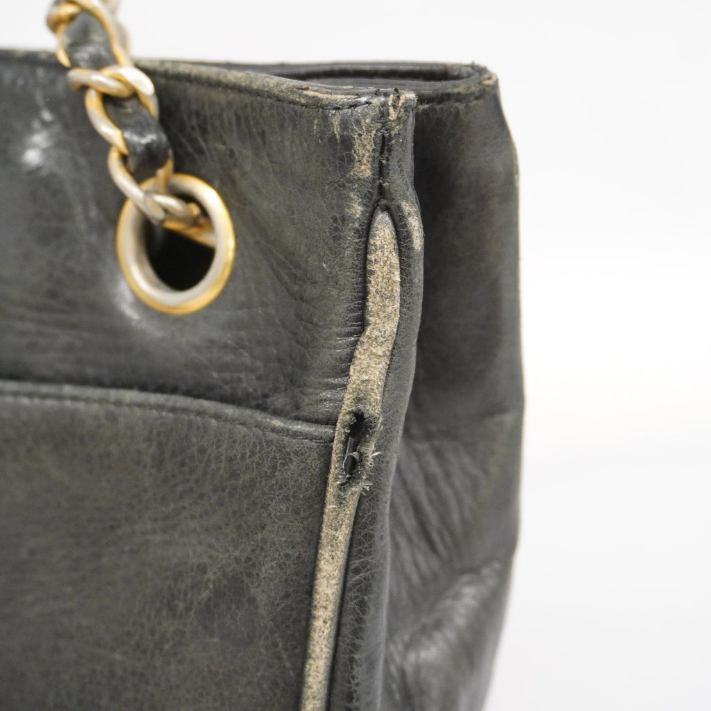 CHANELAuth  Matelasse Chain Shoulder Women's Leather Shoulder Bag Black