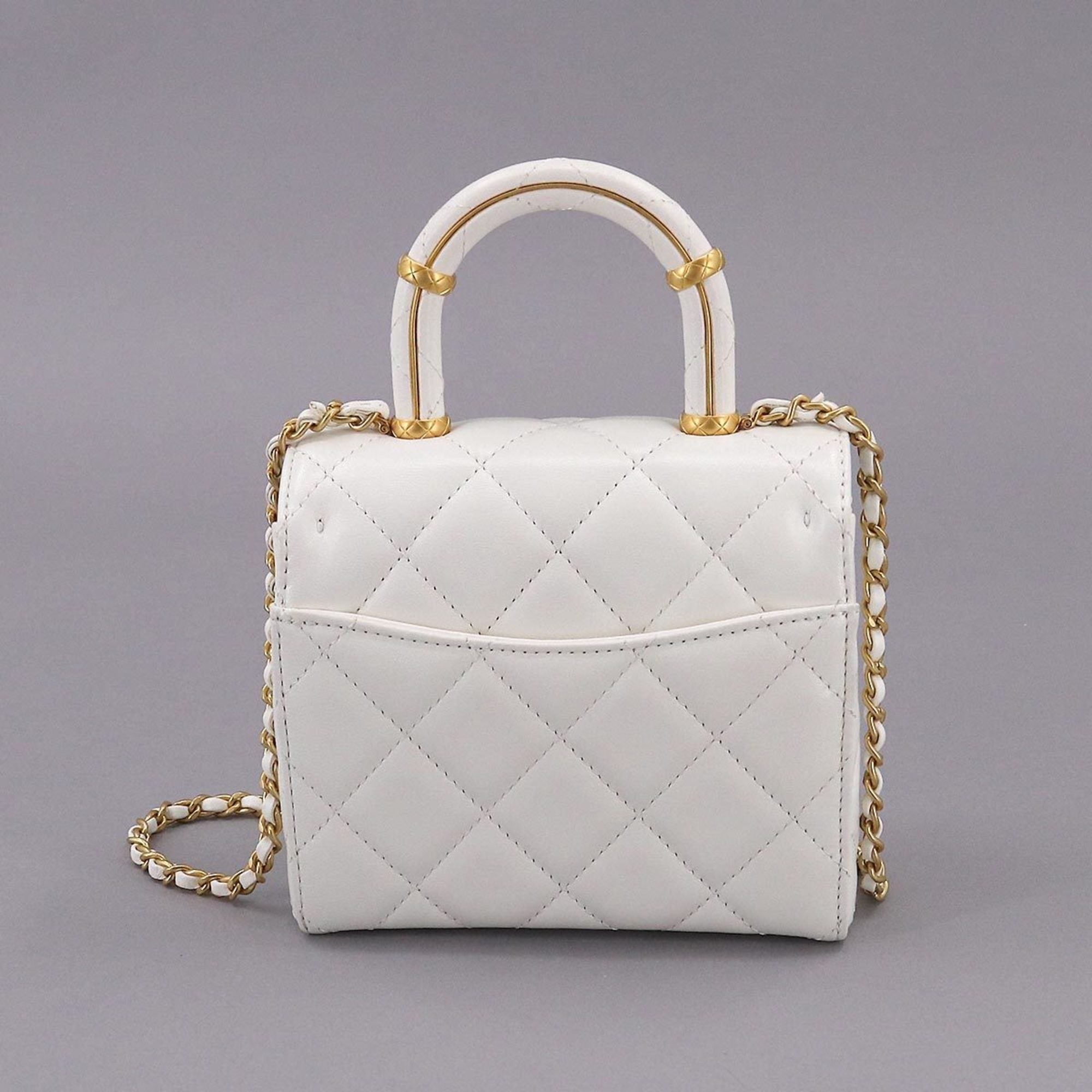 CHANEL Matelasse 2way Hand Chain Shoulder Bag Leather White AS4035 Gold Hardware
