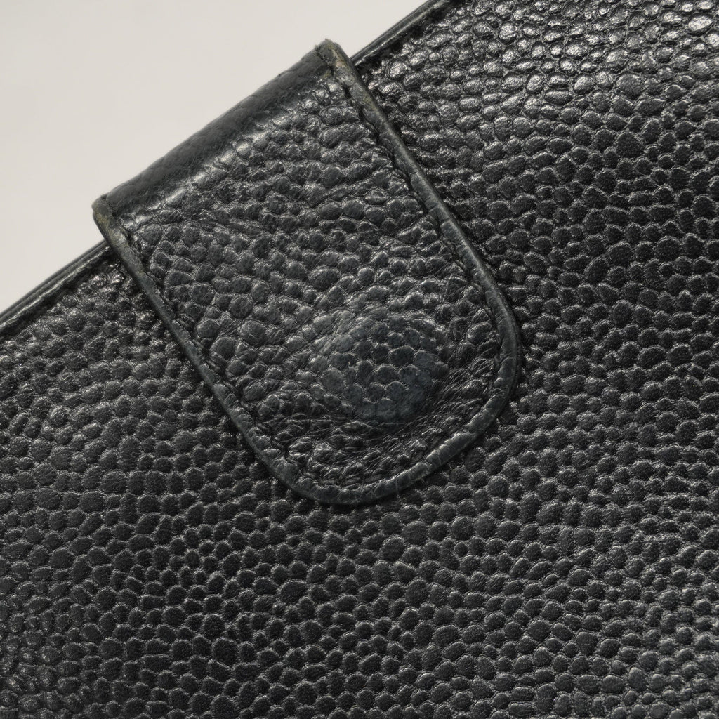 CHANELAuth  Gold Hardware Women's Caviar Leather Wallet [bi-fold] Black