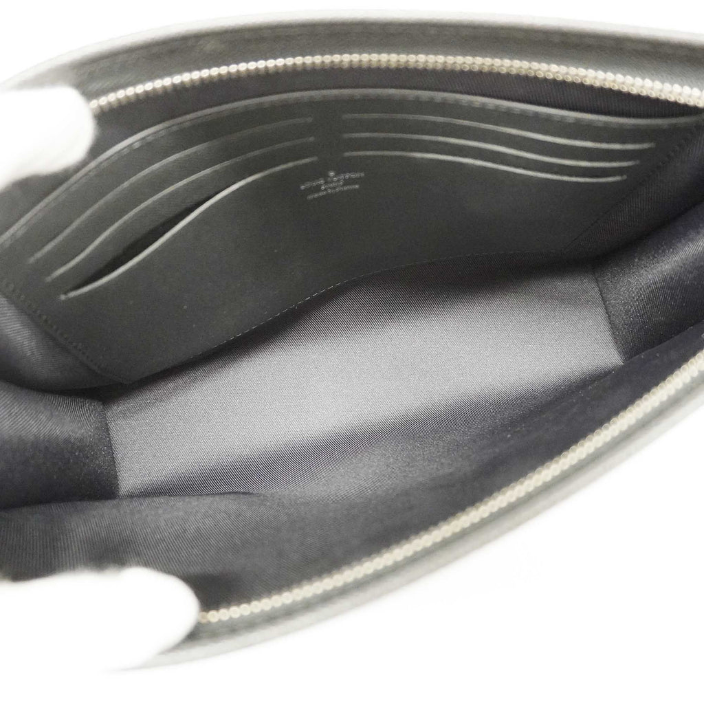 LOUIS VUITTONAuth  Taiga Pochette Voyage MM M30547 Men's Clutch Bag Ardoise