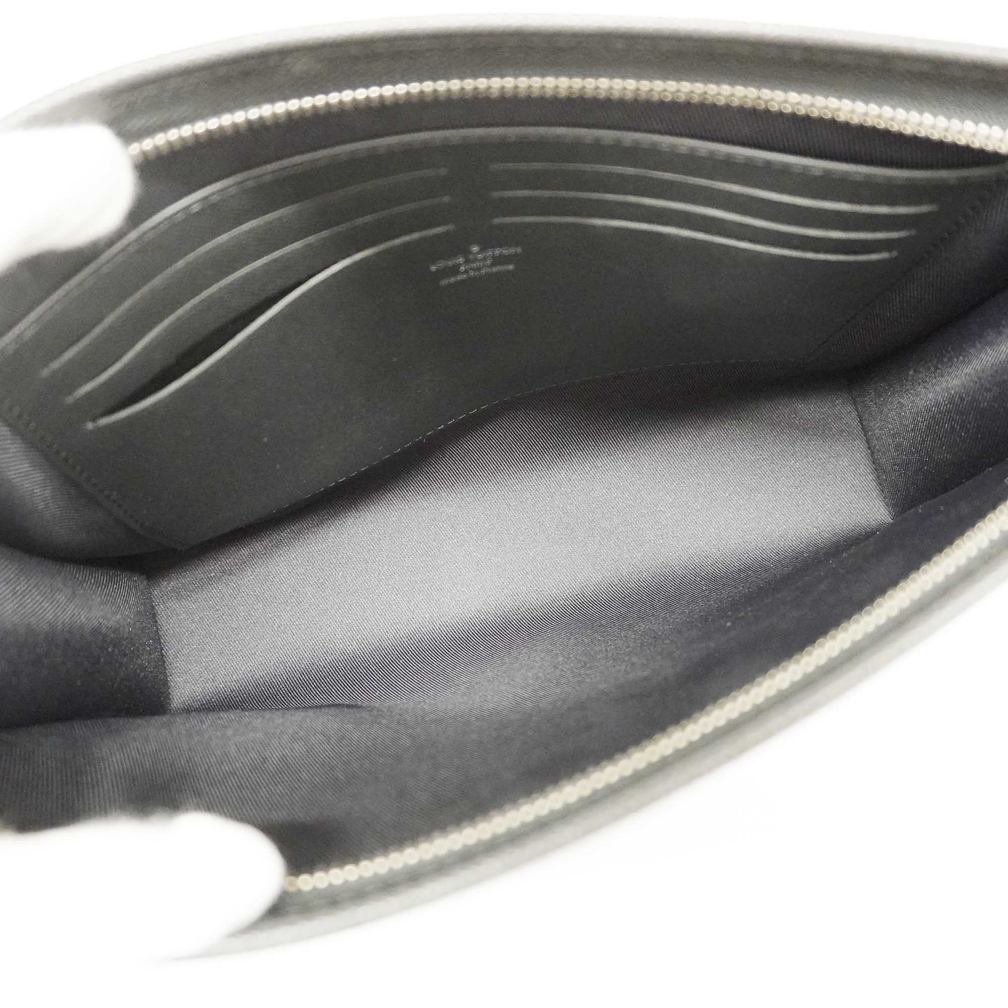 LOUIS VUITTONAuth  Taiga Pochette Voyage MM M30547 Men's Clutch Bag Ardoise