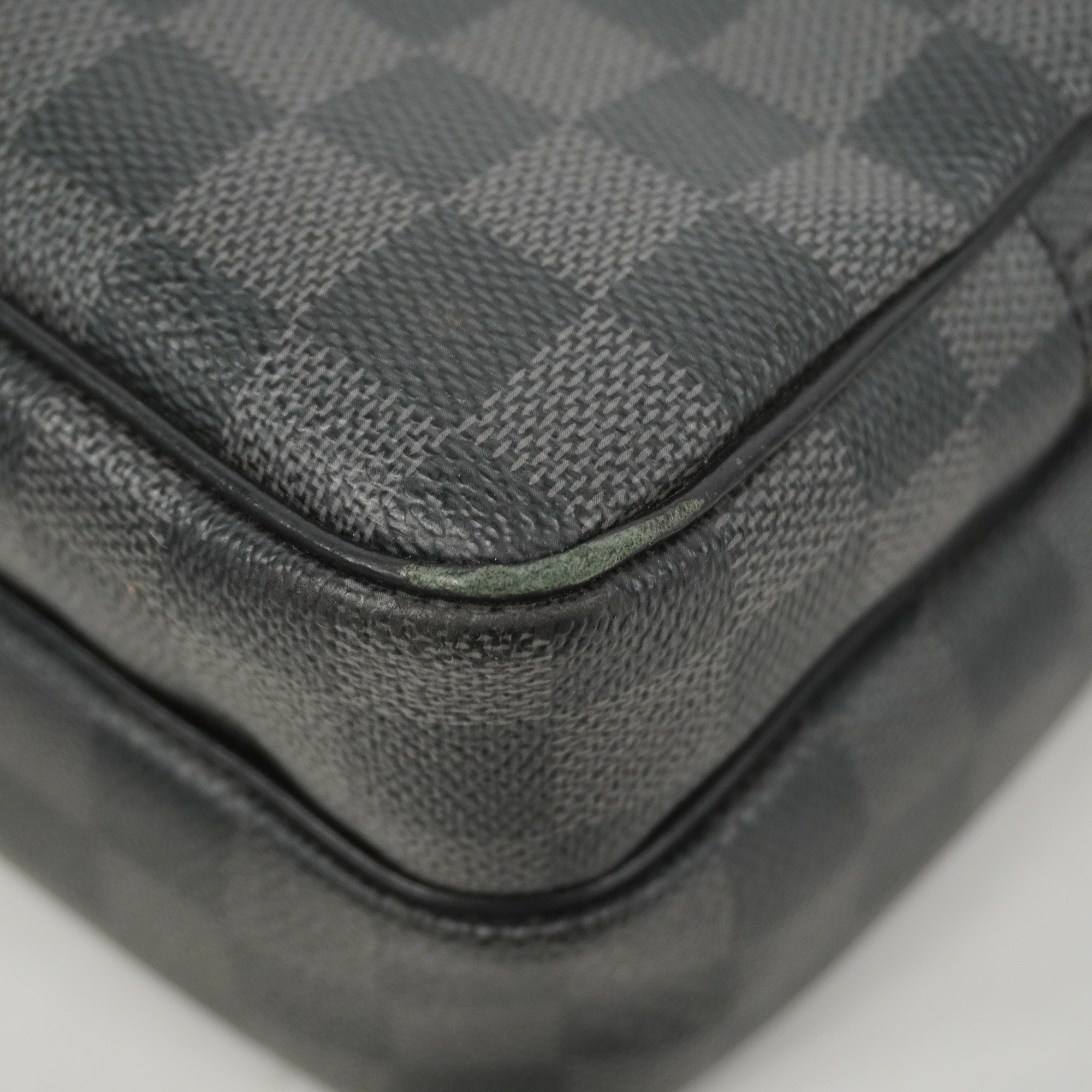 LOUIS VUITTONAuth  Damier Graphite Rem N41446 Men's Shoulder Bag