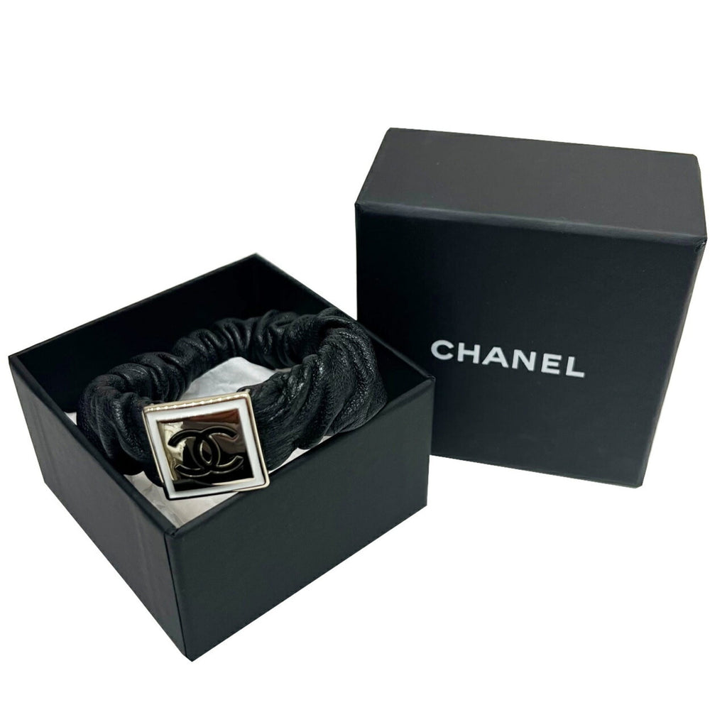 CHANEL Scrunchie B21B Coco Mark Hair Tie AB6832 Leather Black Women's