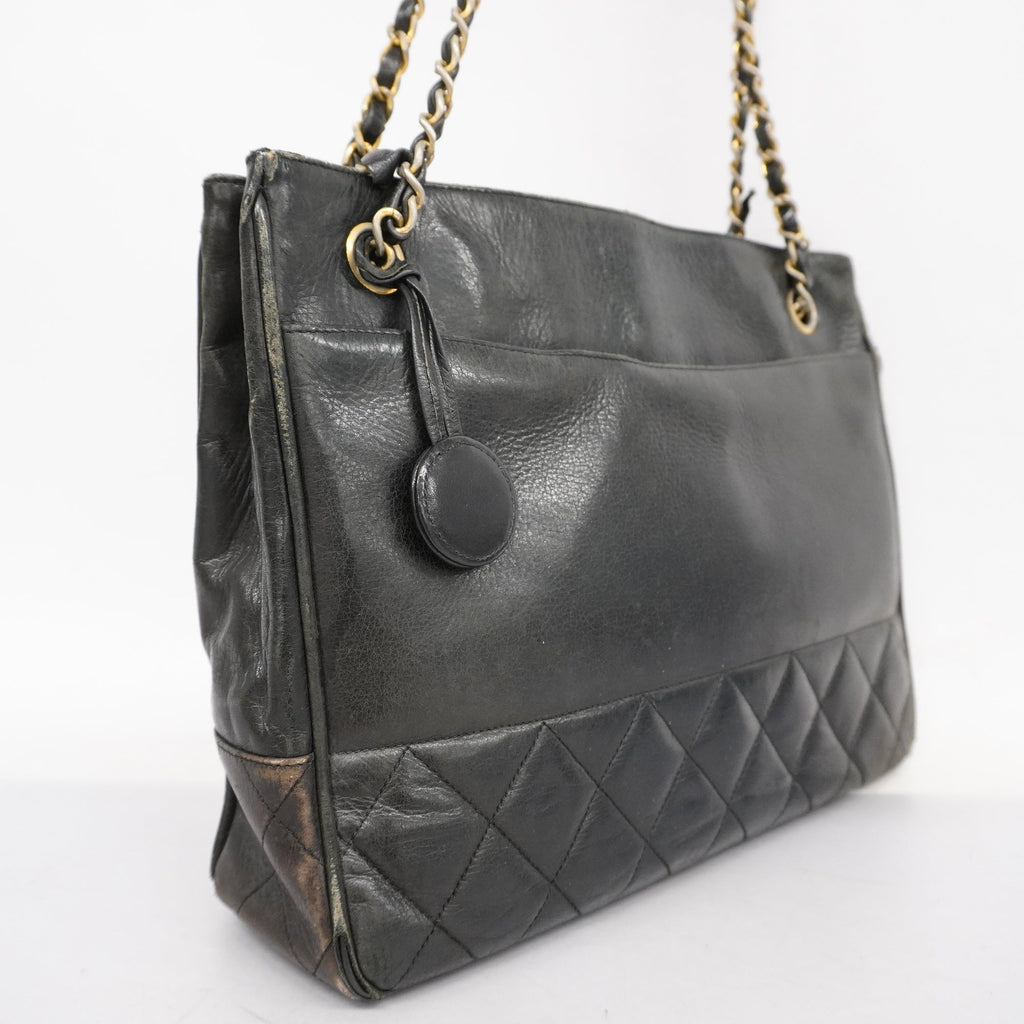 CHANELAuth  Matelasse Chain Shoulder Women's Leather Shoulder Bag Black