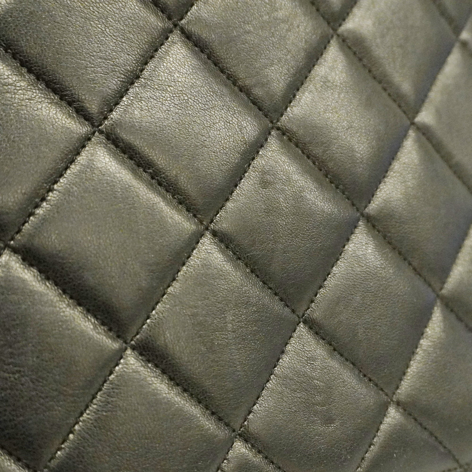 CHANELAuth  Matelasse Lambskin Women's Leather Handbag Black