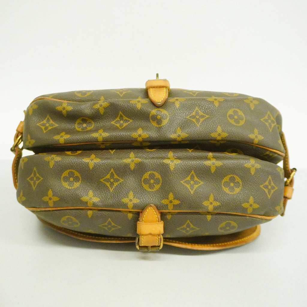 LOUIS VUITTONAuth  Monogram Saumur 30 M42256 Women's Shoulder Bag
