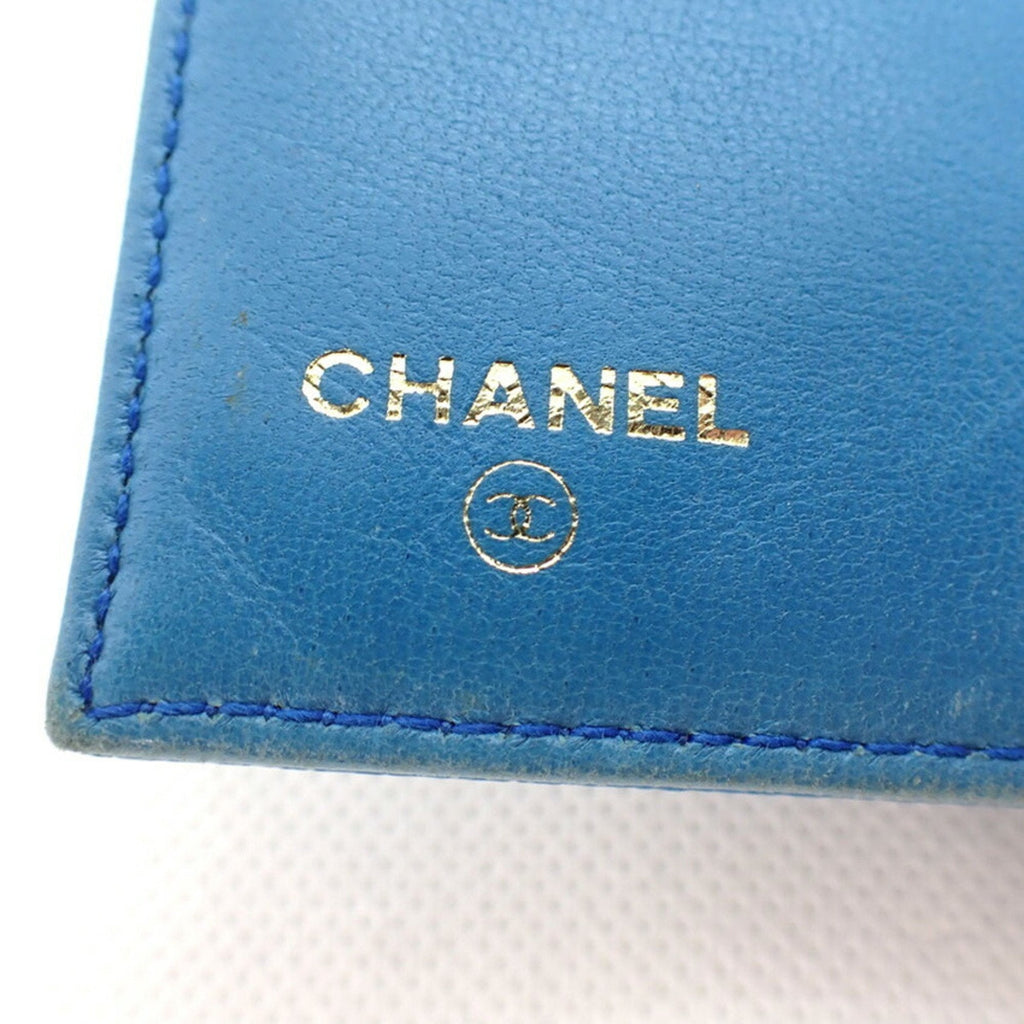 CHANEL here mark caviar skin tri-fold wallet blue with seal No. 5
