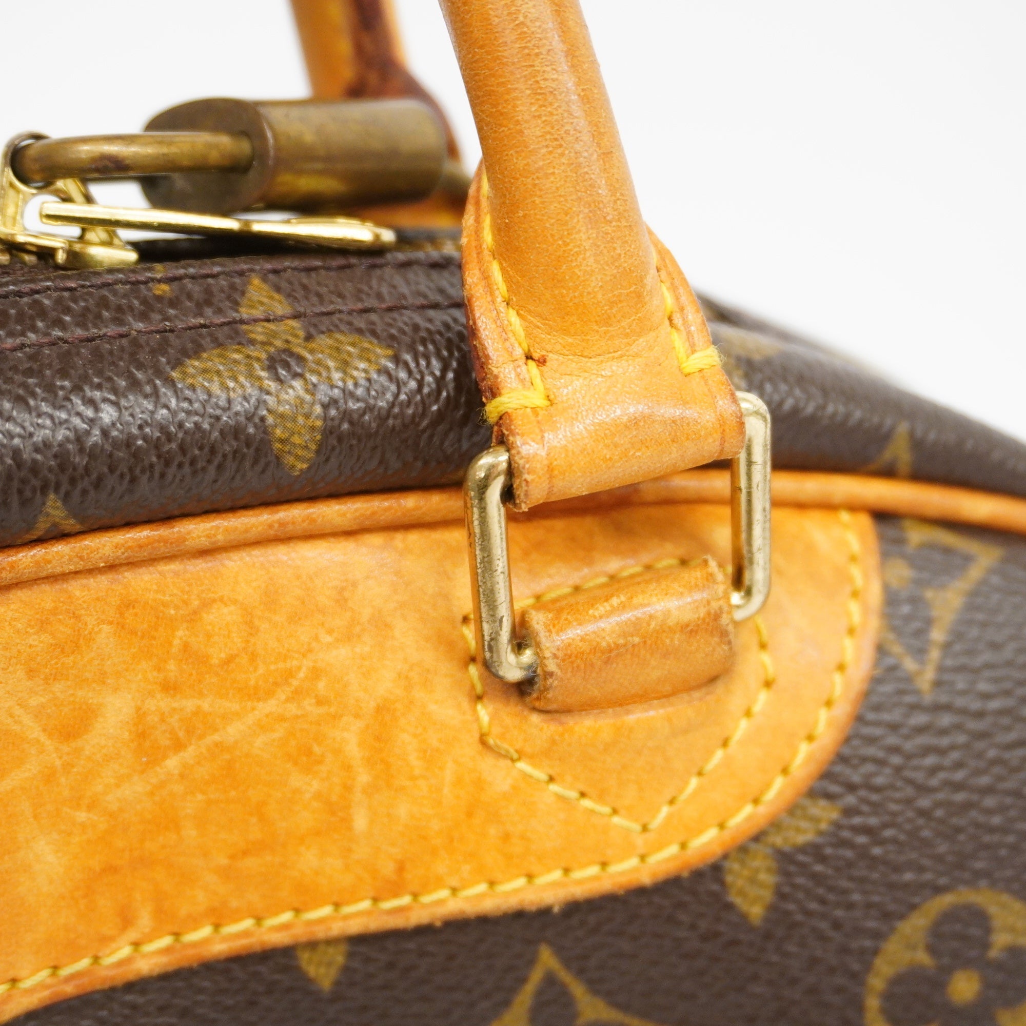 LOUIS VUITTONAuth  Monogram Trueville M42228 Women's Handbag